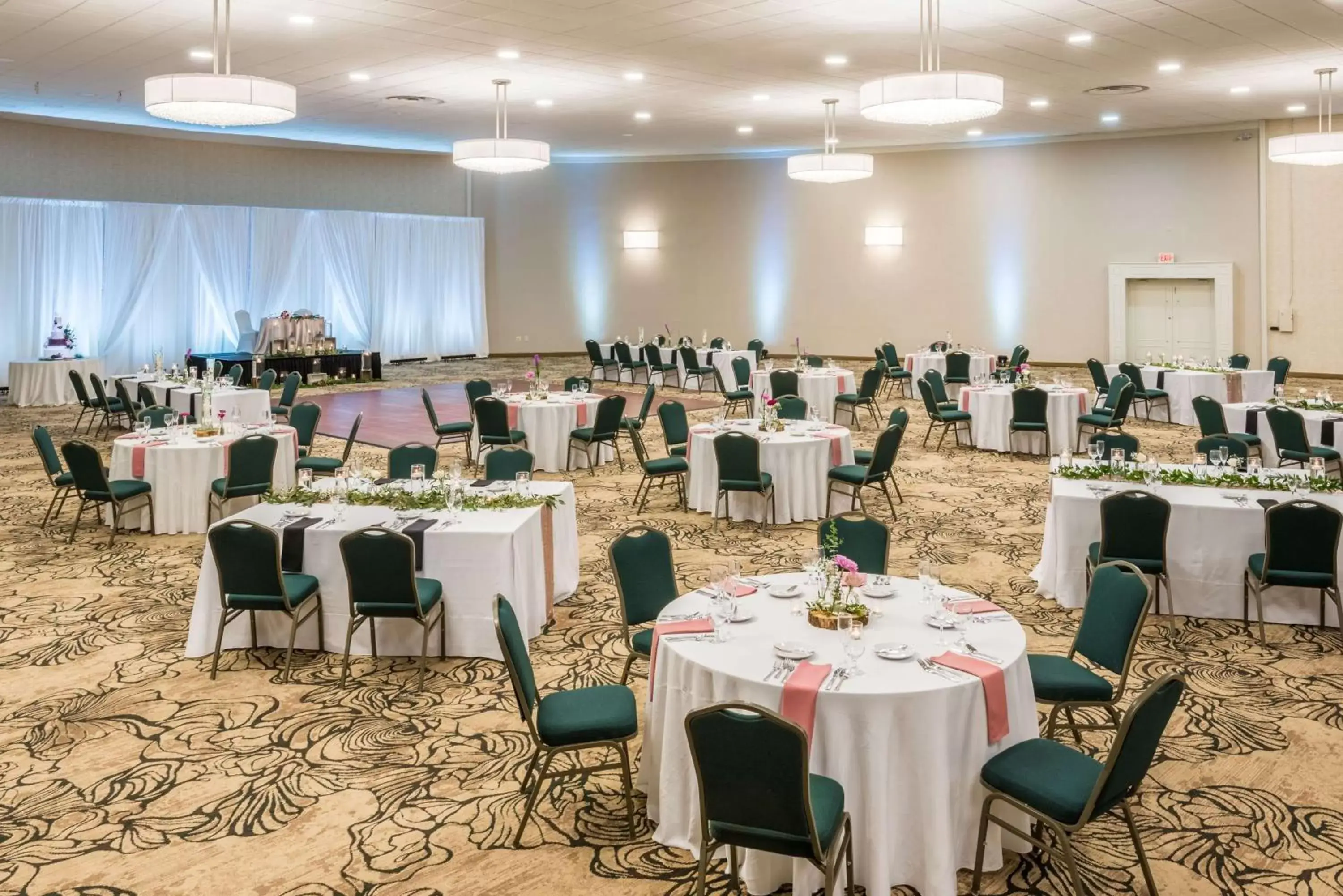 Banquet/Function facilities, Restaurant/Places to Eat in Penn Harris Hotel Harrisburg, Trademark by Wyndham