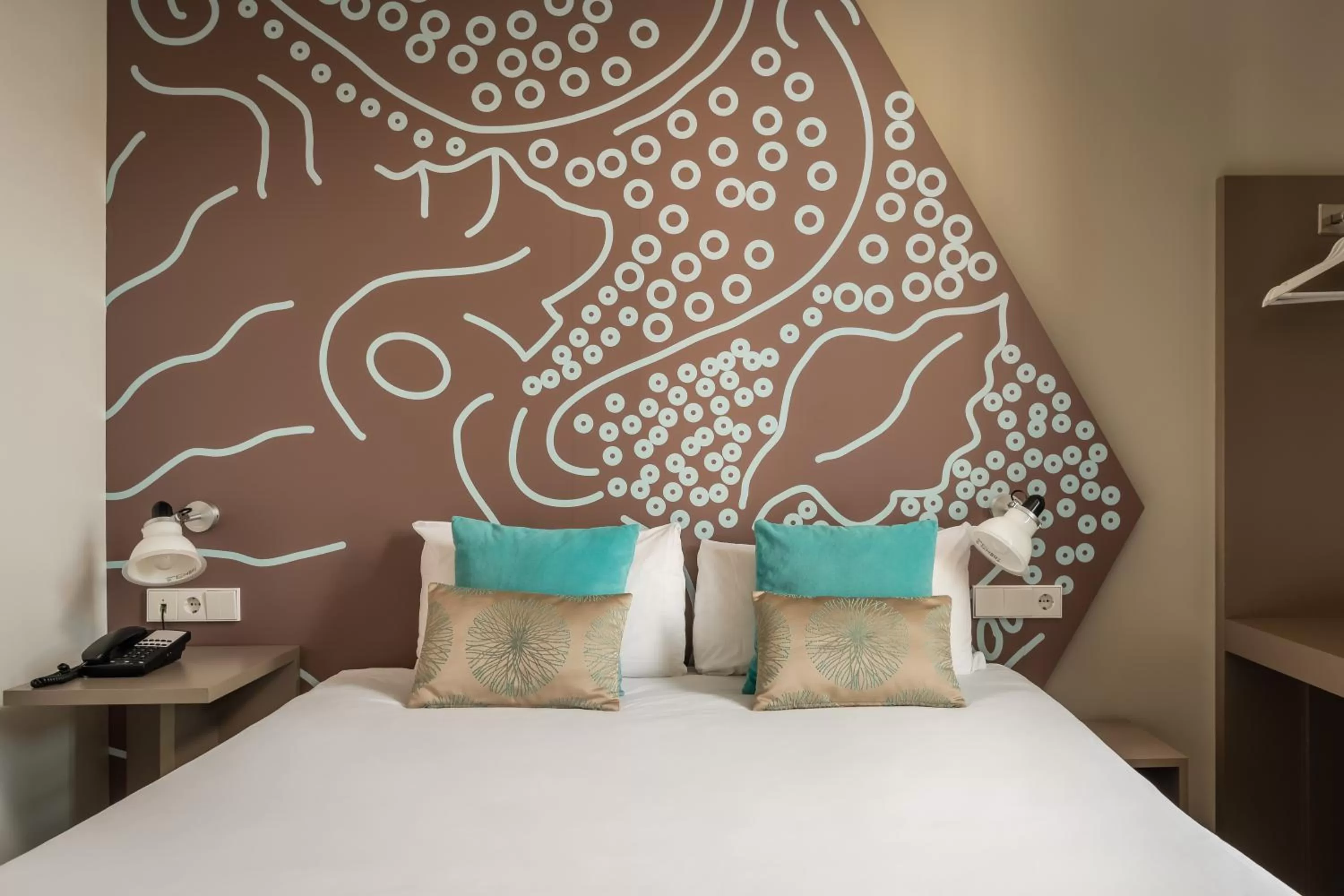 Bed in ibis Styles Barcelona Centre