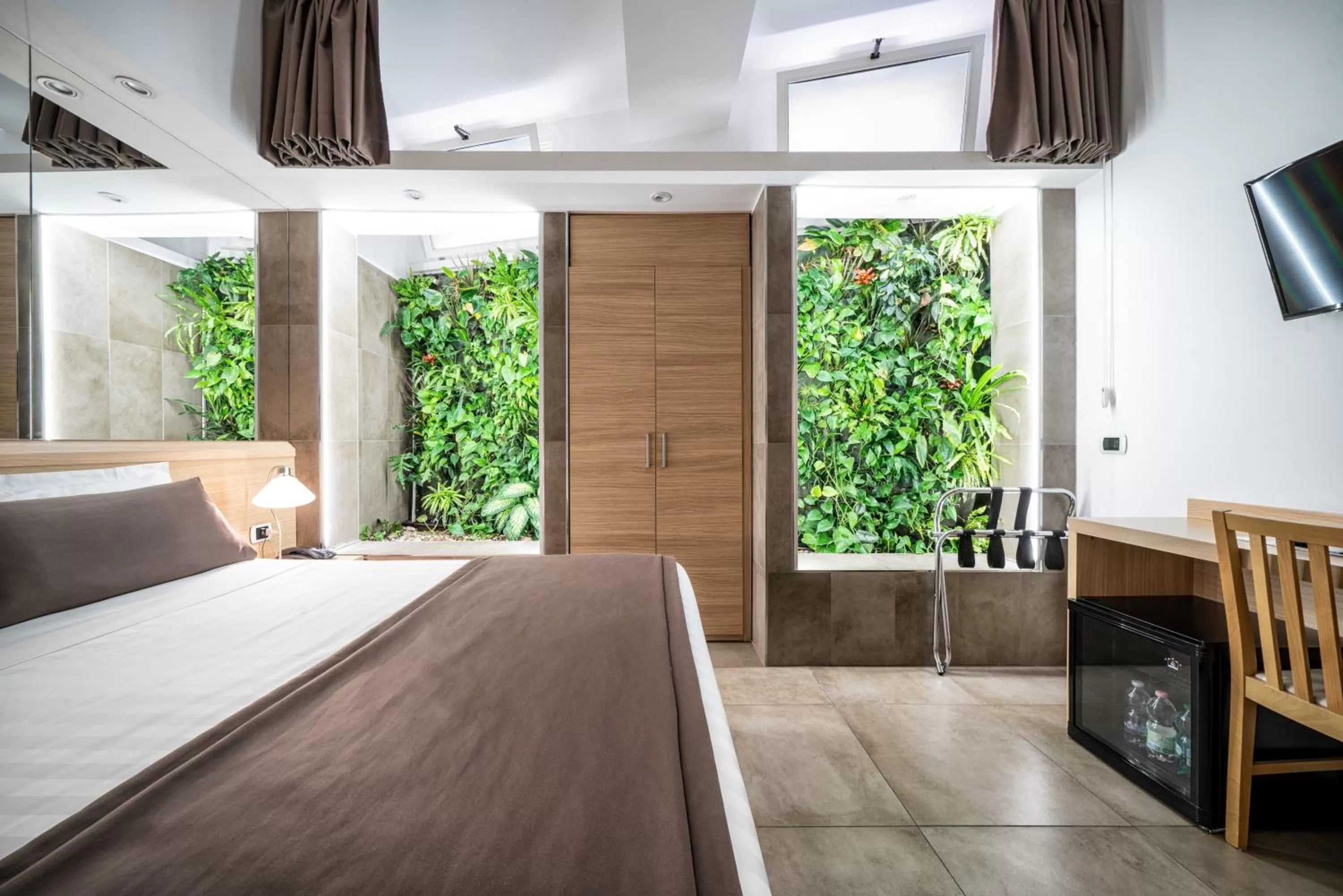 Bedroom, Bed in Hotel Paolo II