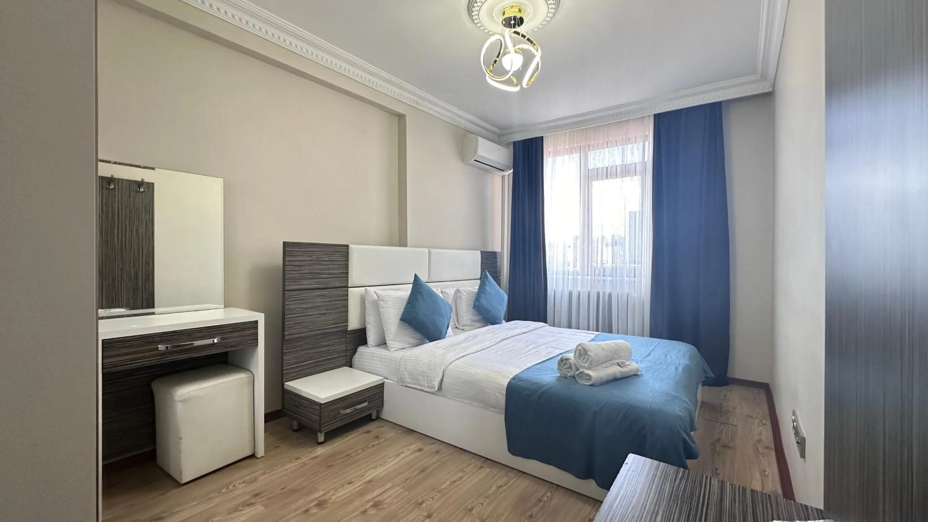 Bed in Overland Residence