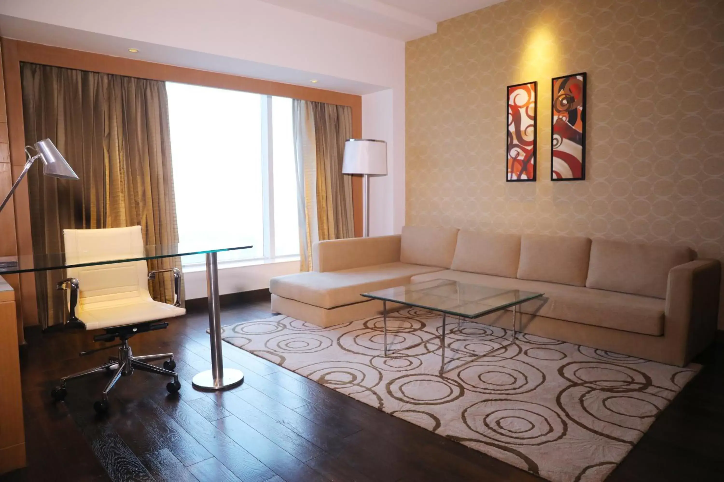 Photo of the whole room, Seating Area in Crowne Plaza Greater Noida, an IHG Hotel