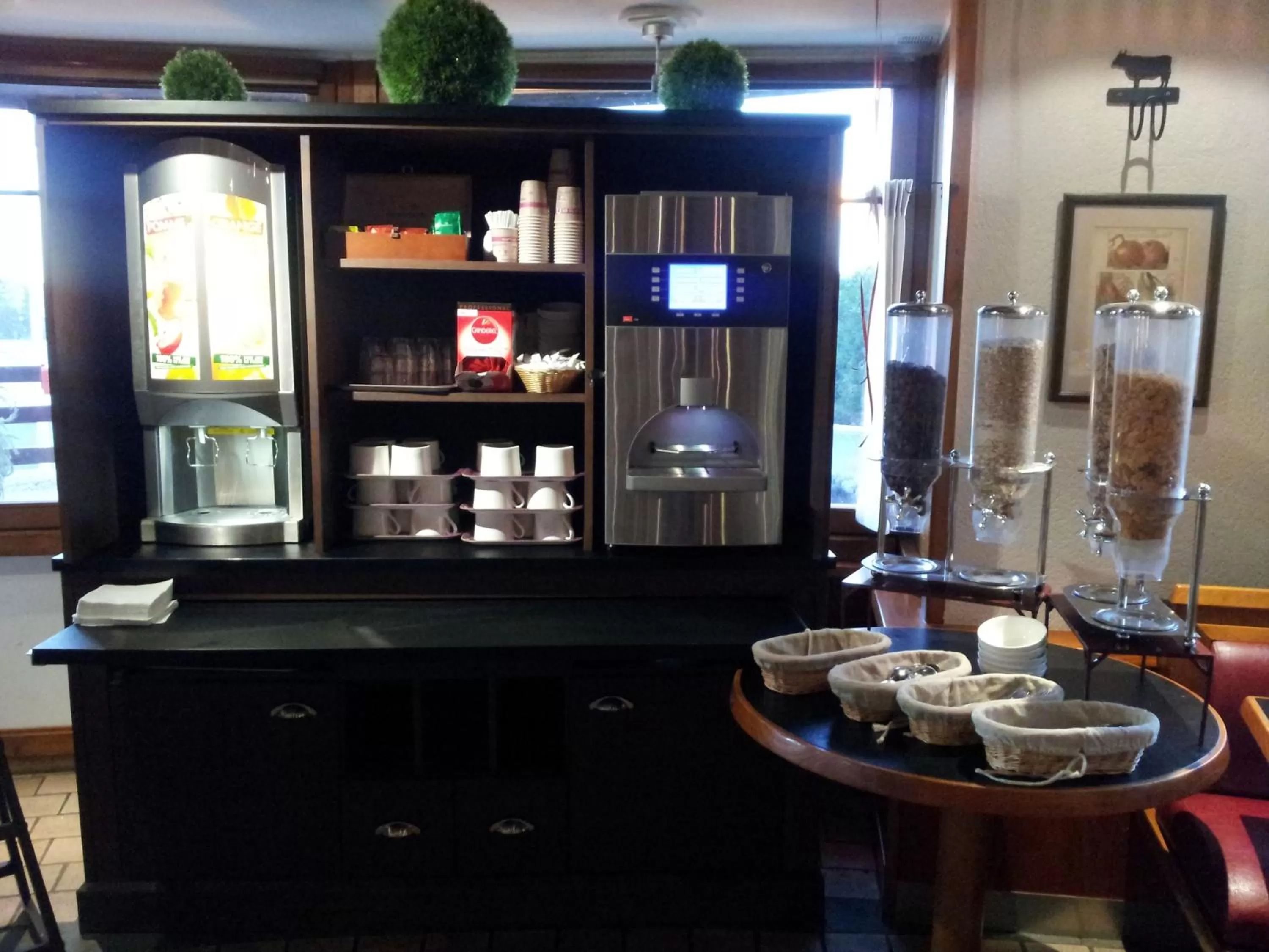 Restaurant/places to eat in ibis Saint Dizier