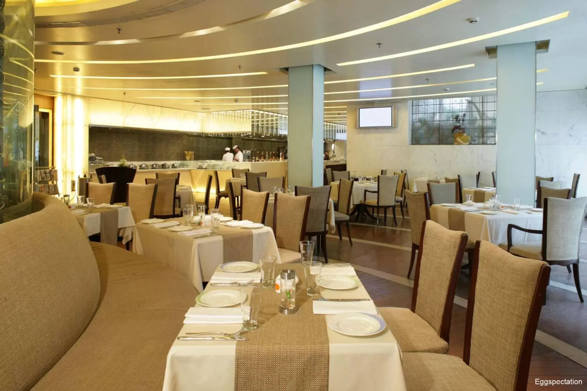 Restaurant/Places to Eat in Jaypee Siddharth Hotel