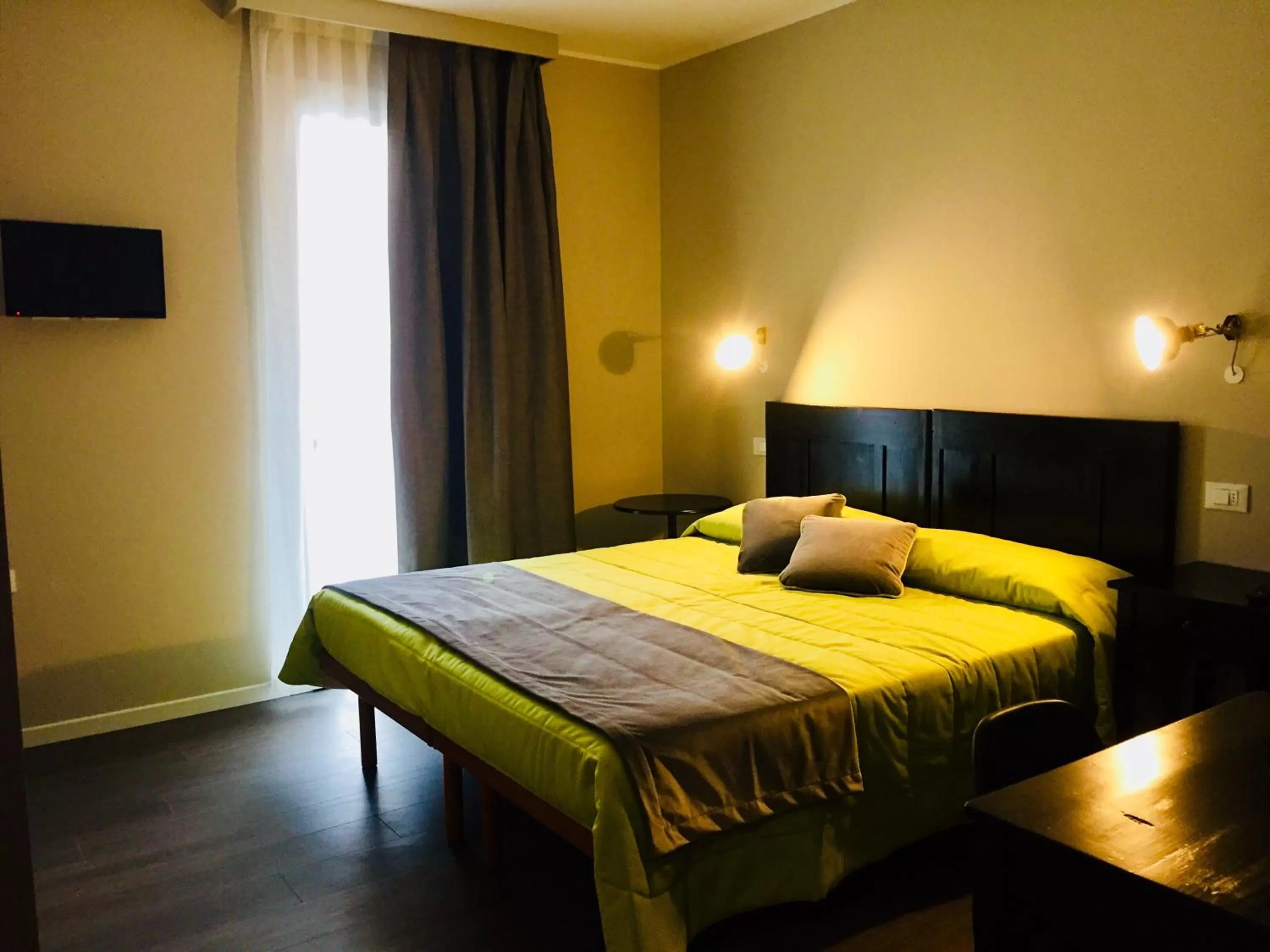 Bedroom, Bed in Pove 2.4 Hotel