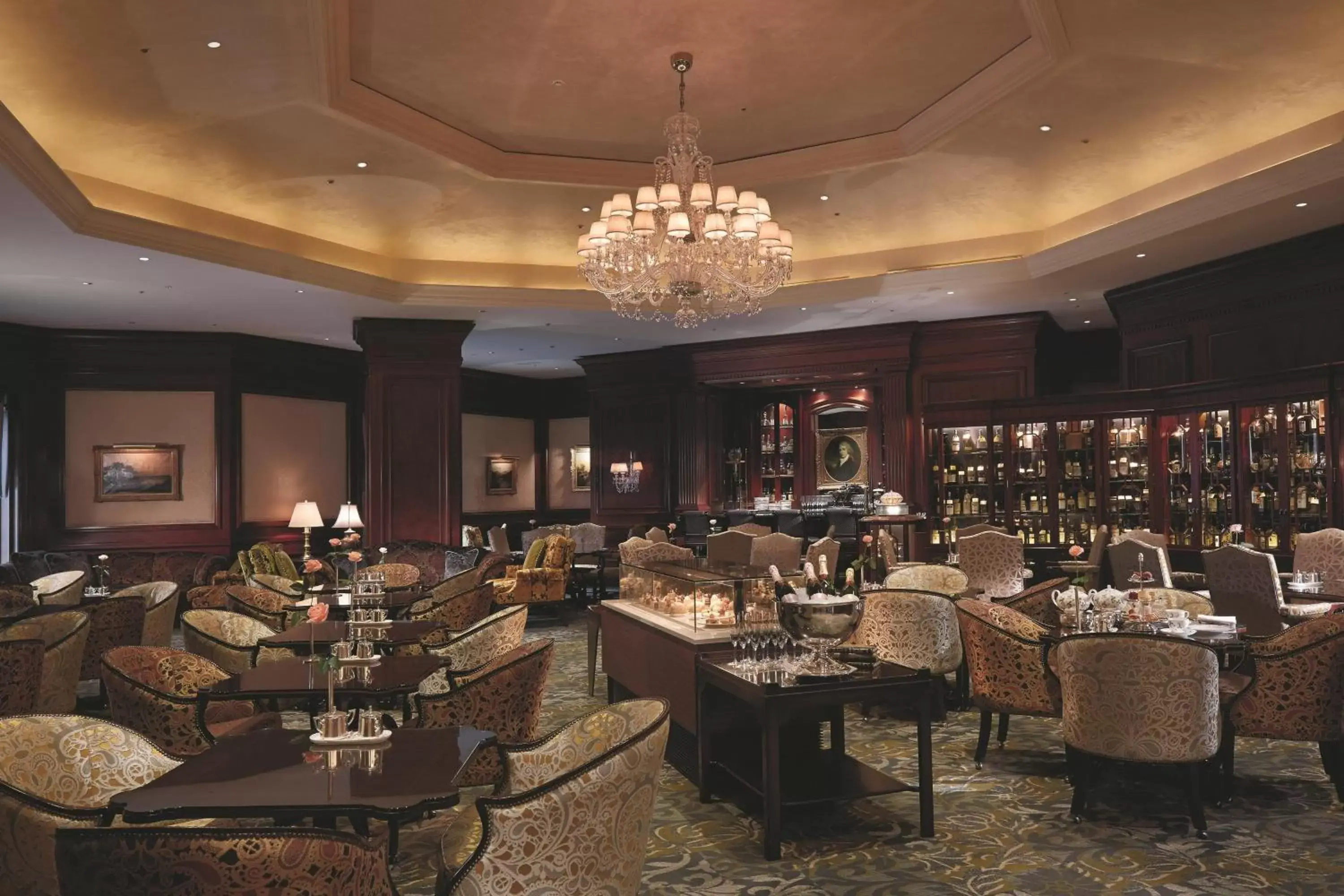 Lobby or reception, Restaurant/Places to Eat in The Ritz-Carlton Osaka