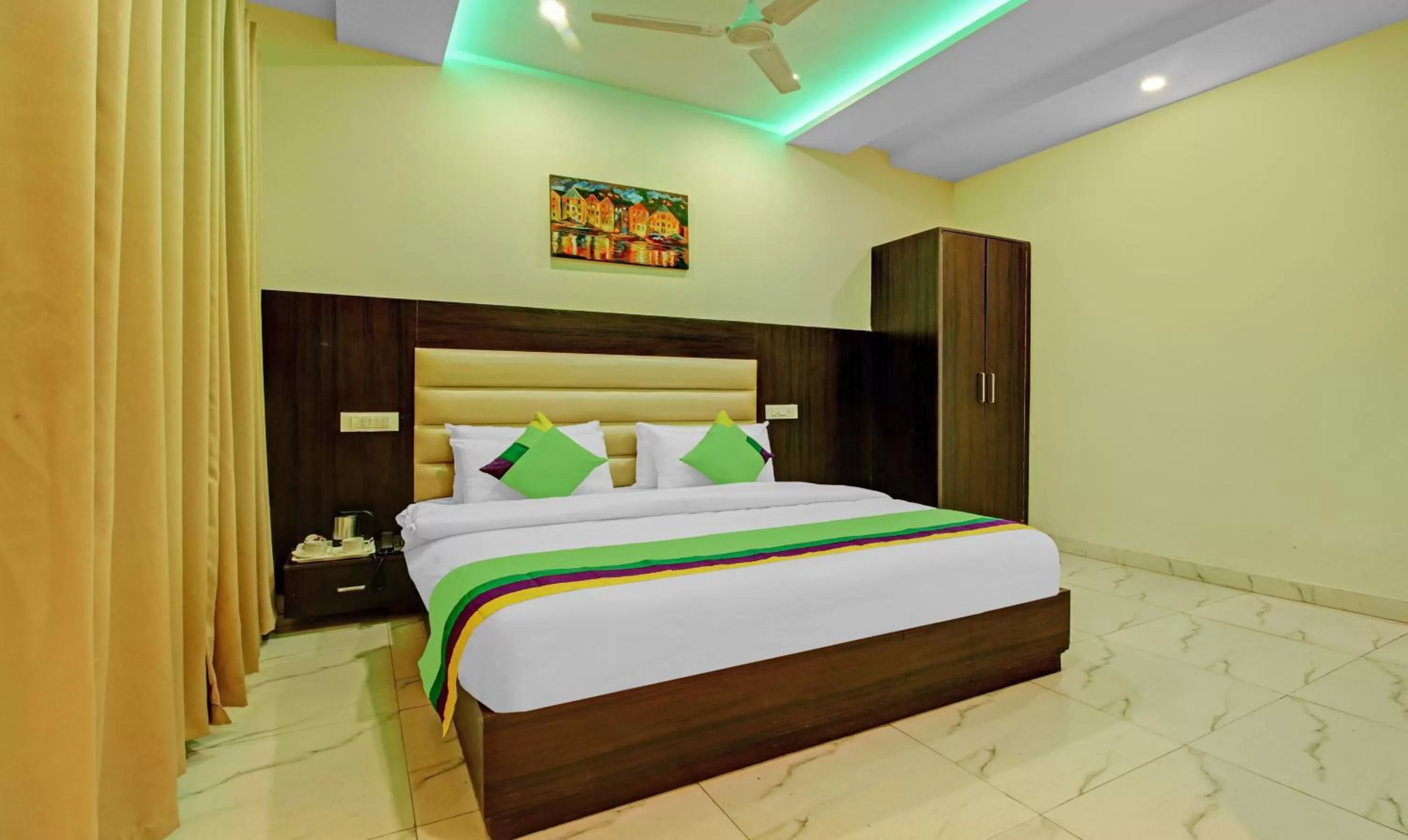 Bed in Treebo Trend Jugnu