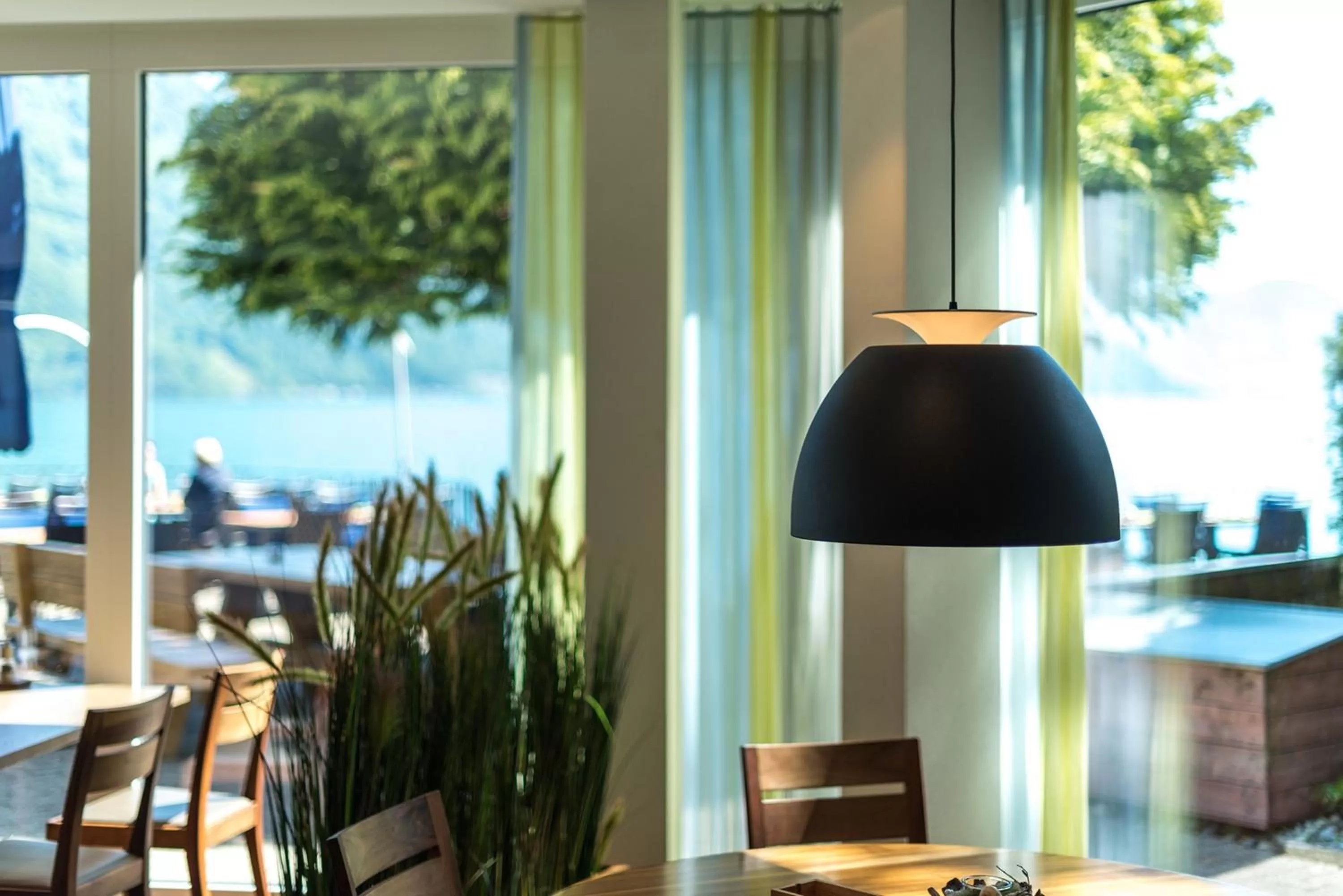 Restaurant/places to eat in Hotel Nidwaldnerhof direkt am See