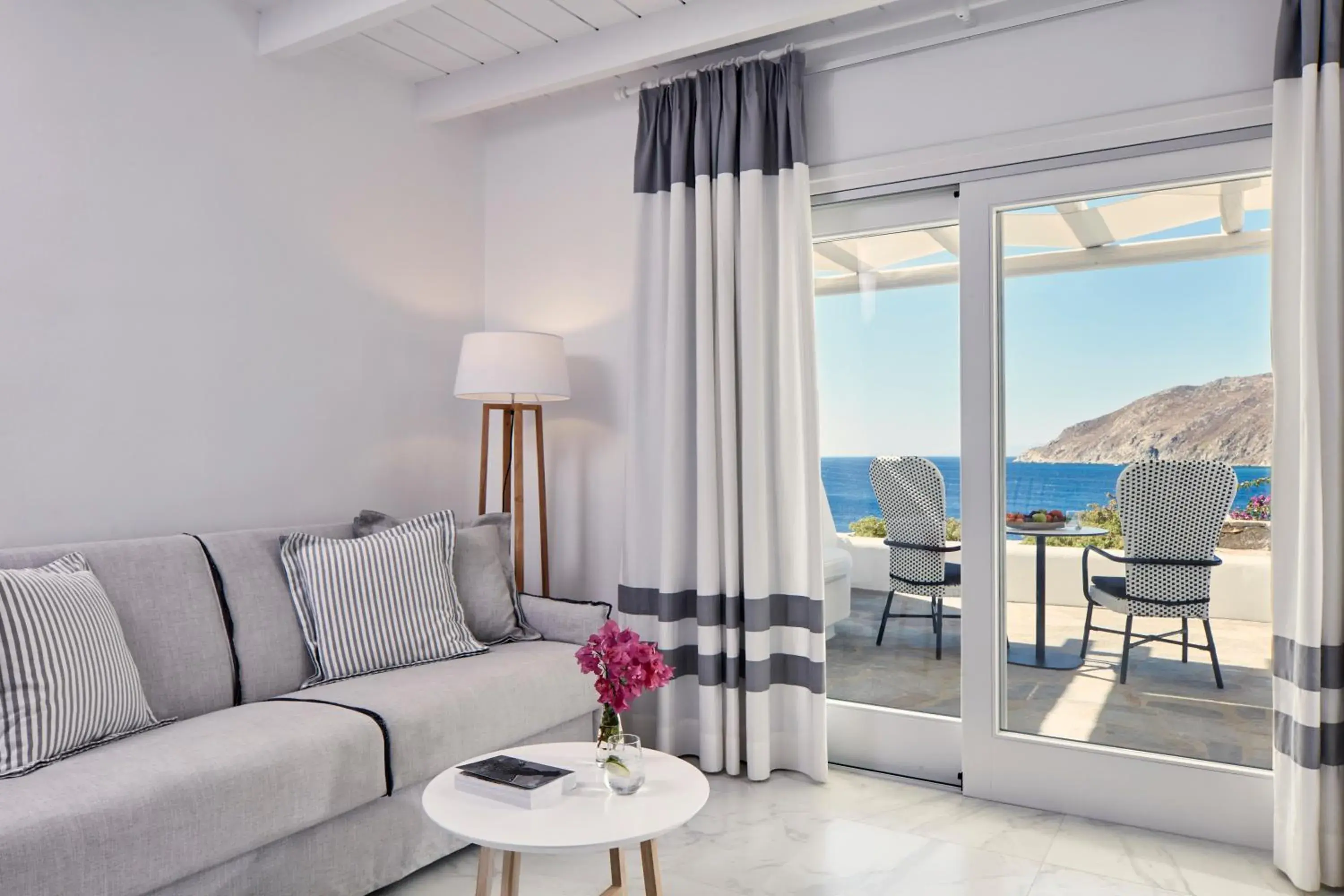Balcony/Terrace, Seating Area in Archipelagos Hotel