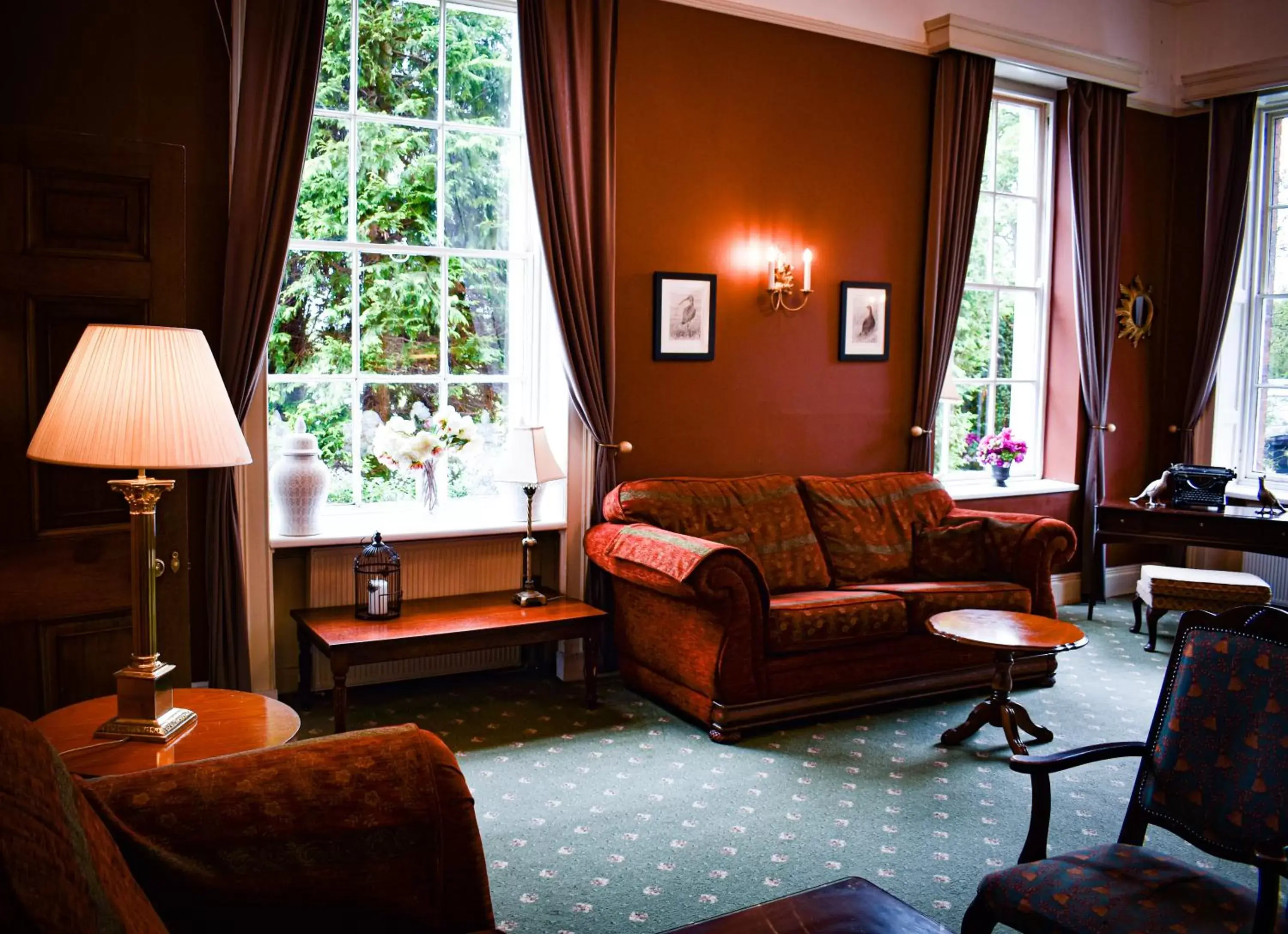 Library, Seating Area in Dovecliff Hall Hotel