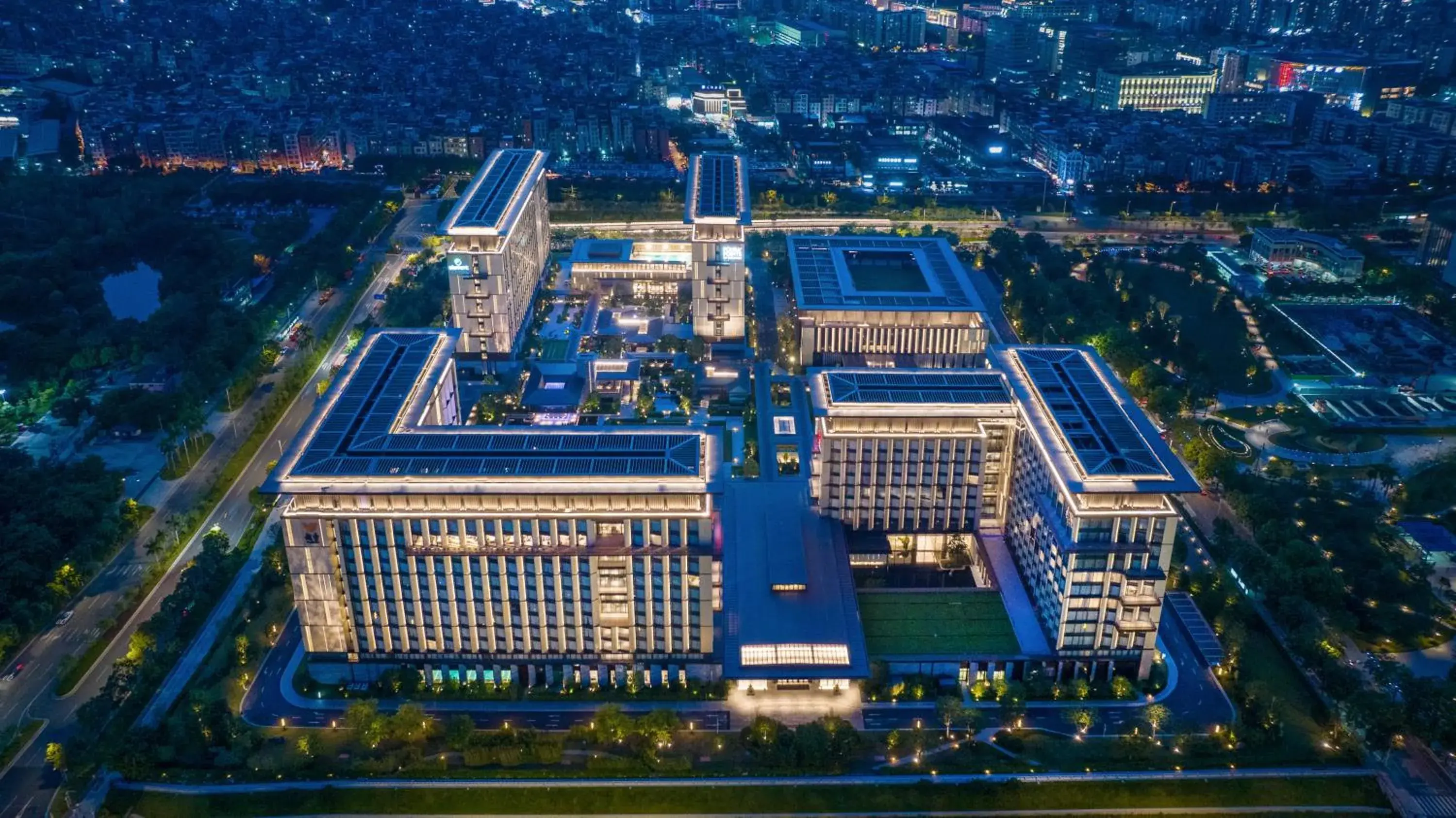 Property building, Bird's-eye View in Guangzhou Marriott Hotel Baiyun