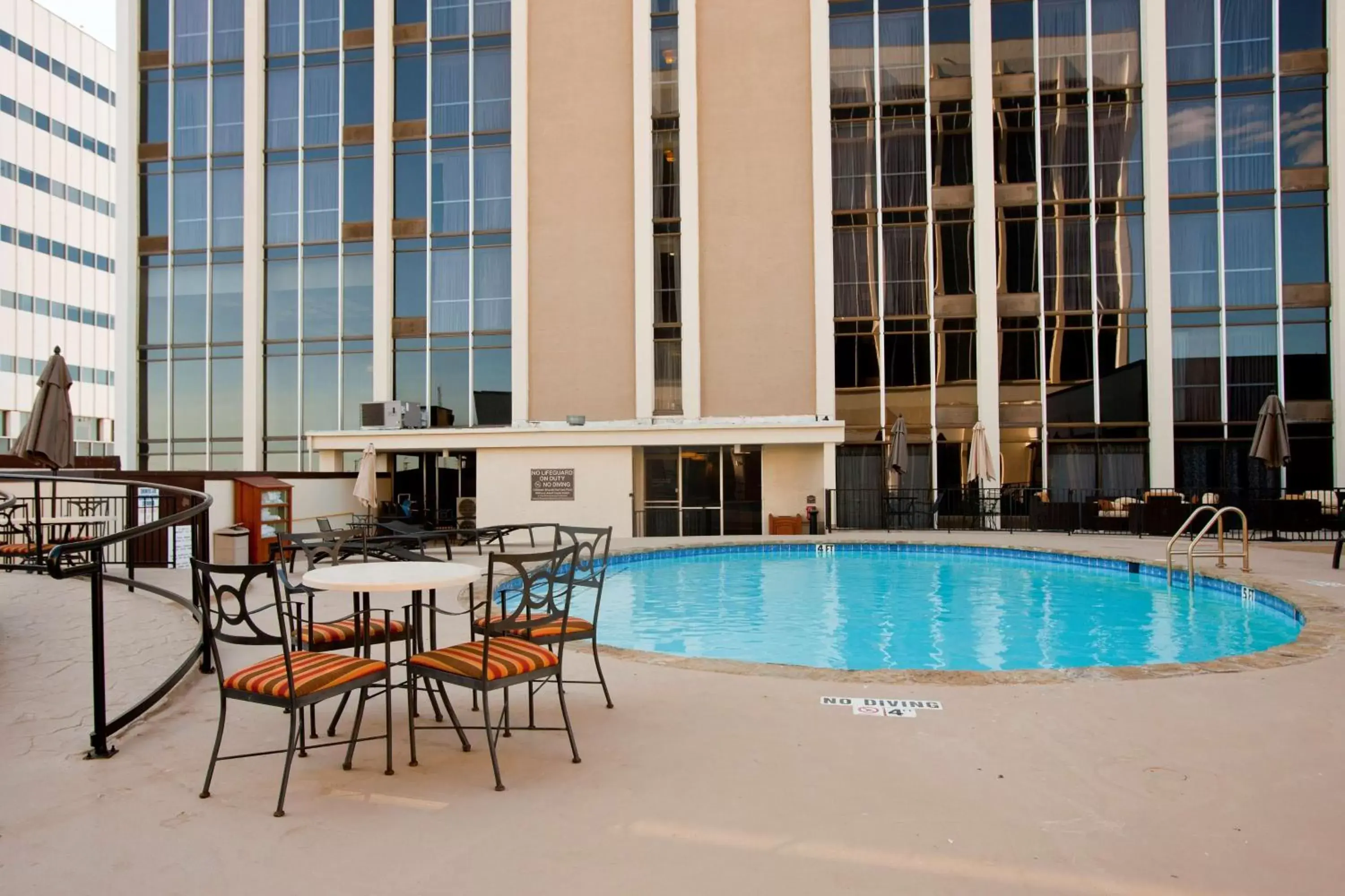 Pool view, Swimming Pool in DoubleTree by Hilton Midland Plaza