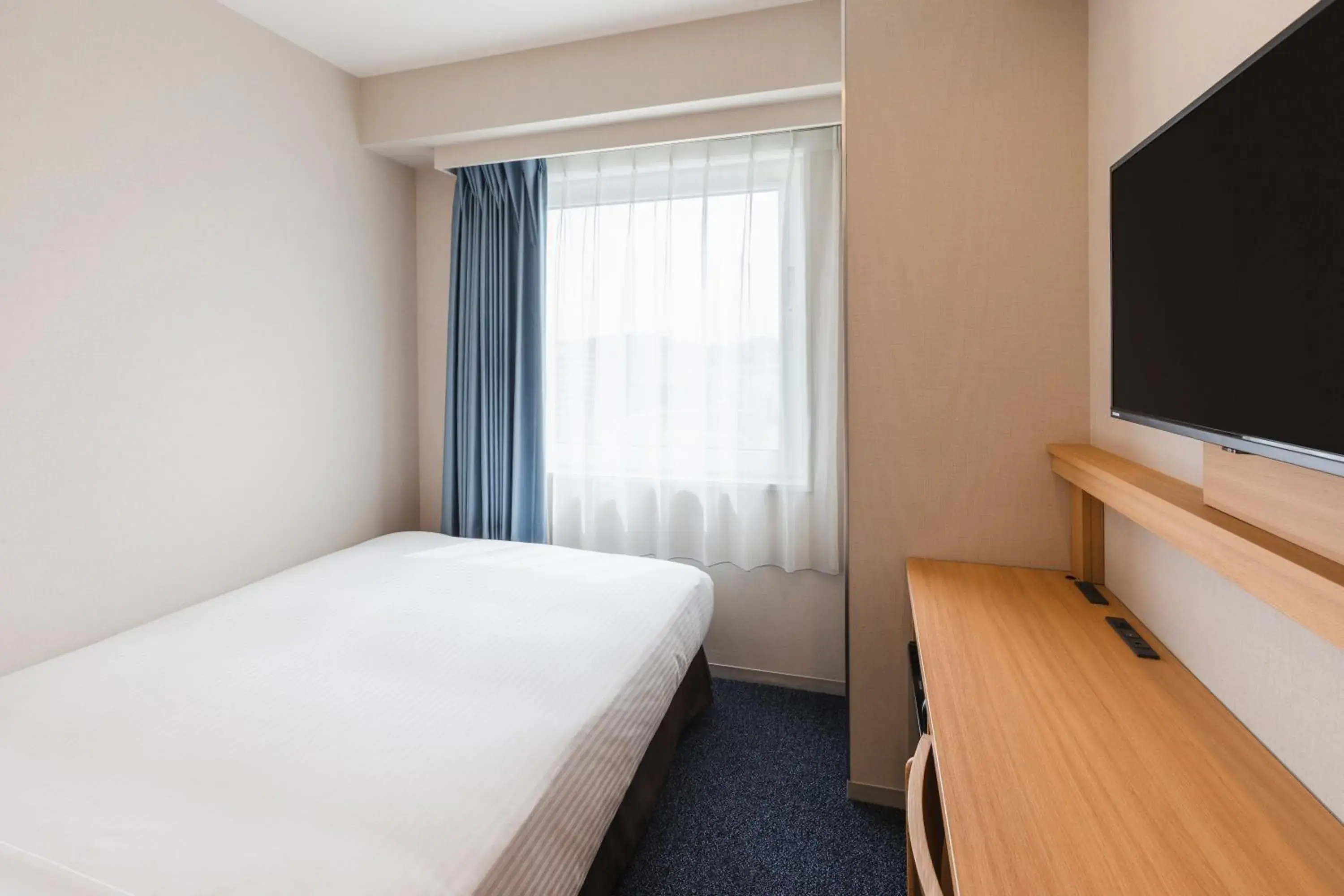 Photo of the whole room, Bed in Sotetsu Fresa Inn Kamakura-Ofuna kasamaguchi Photo of the whole room, Bed in Sotetsu Fresa Inn Kamakura-Ofuna kasamaguchi