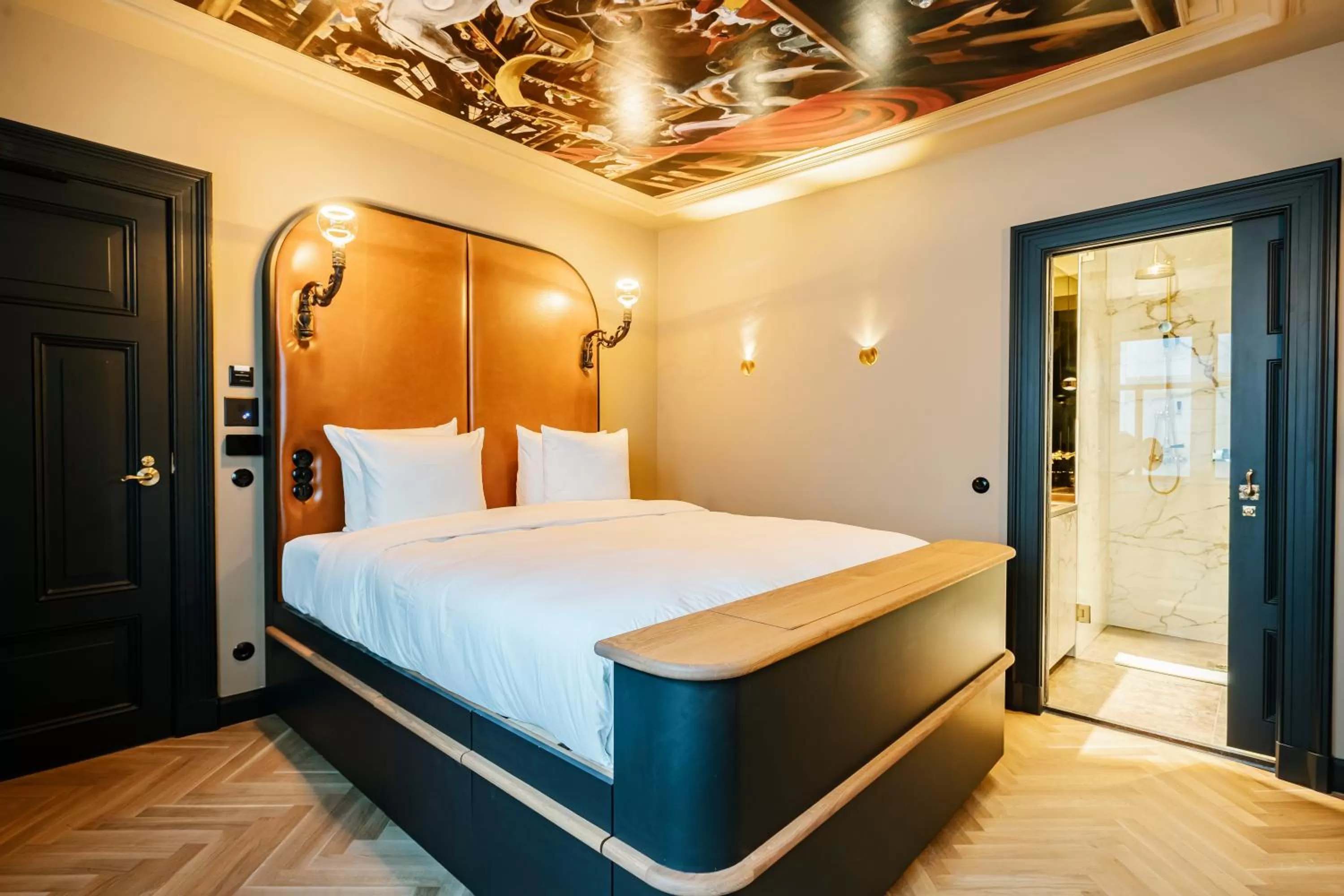 Bed in Boutique Hotel The Noblemen