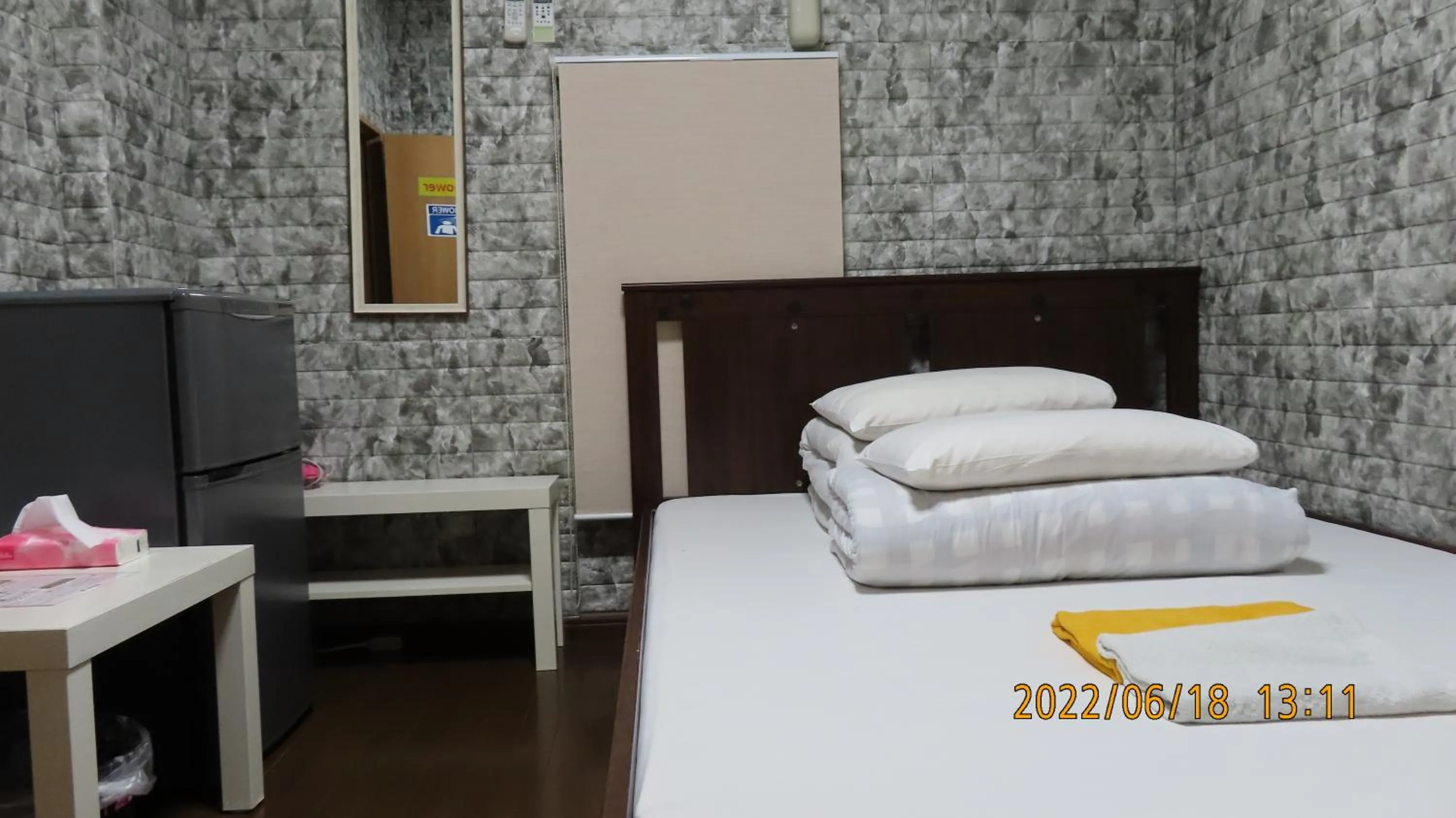 Bed in Sophiearth Apartment