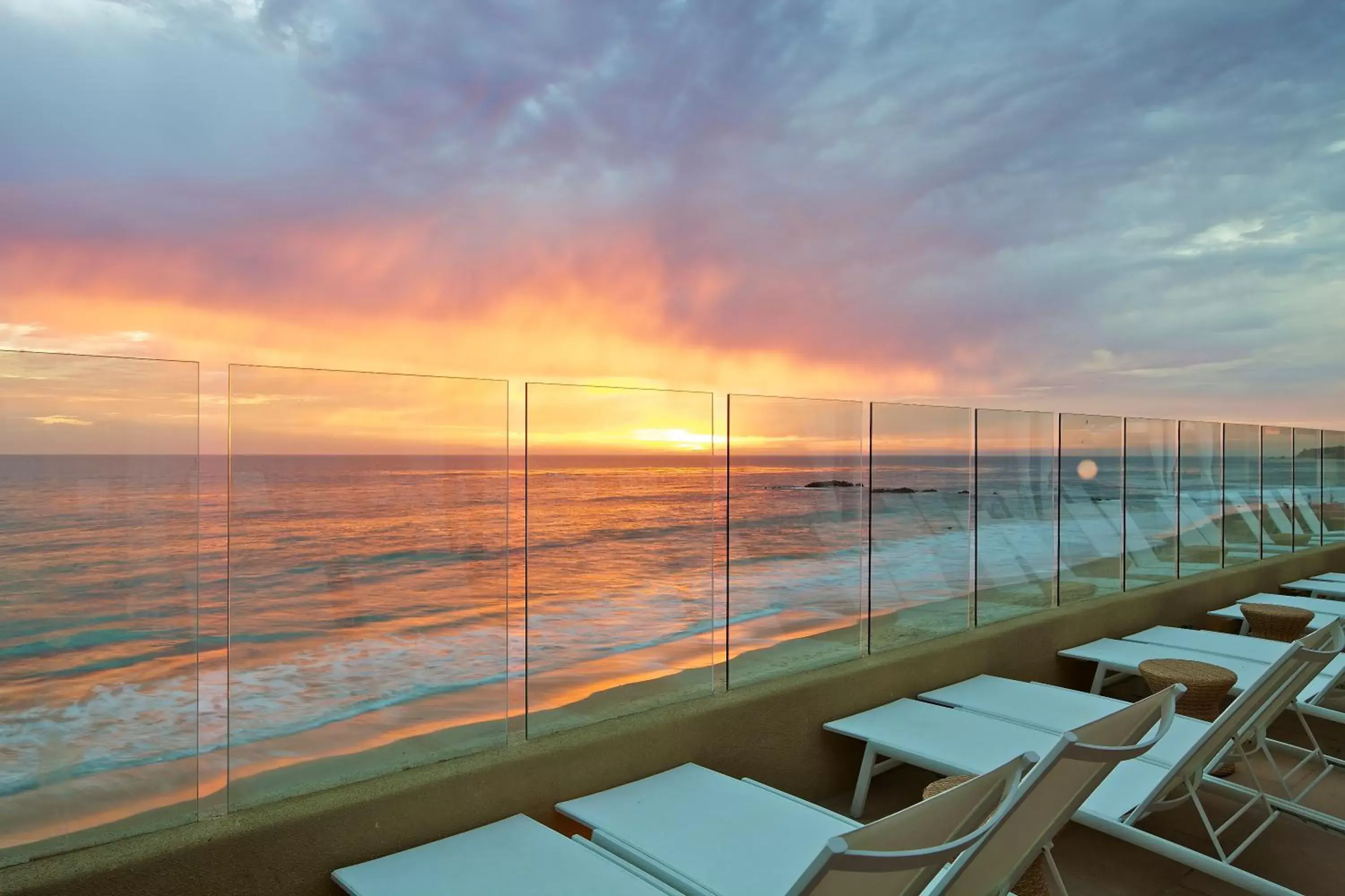 Balcony/Terrace, Sunrise/Sunset in Surf and Sand Resort