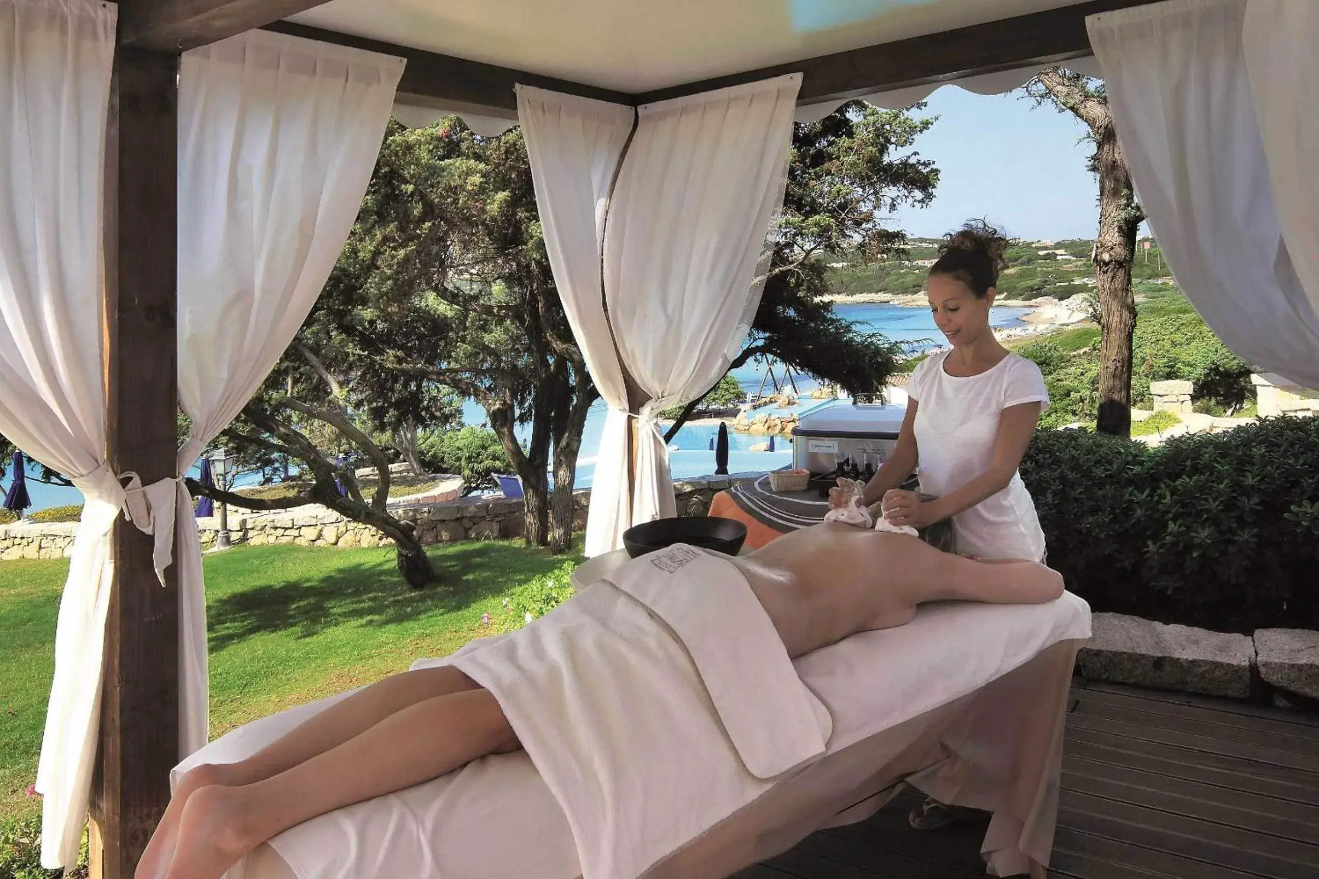 Spa and wellness centre/facilities in COLONNA GRAND HOTEL CAPO TESTA, a Colonna Luxury Beach Hotel, Santa Teresa Sardegna Spa and wellness centre/facilities in COLONNA GRAND HOTEL CAPO TESTA, a Colonna Luxury Beach Hotel, Santa Teresa Sardegna