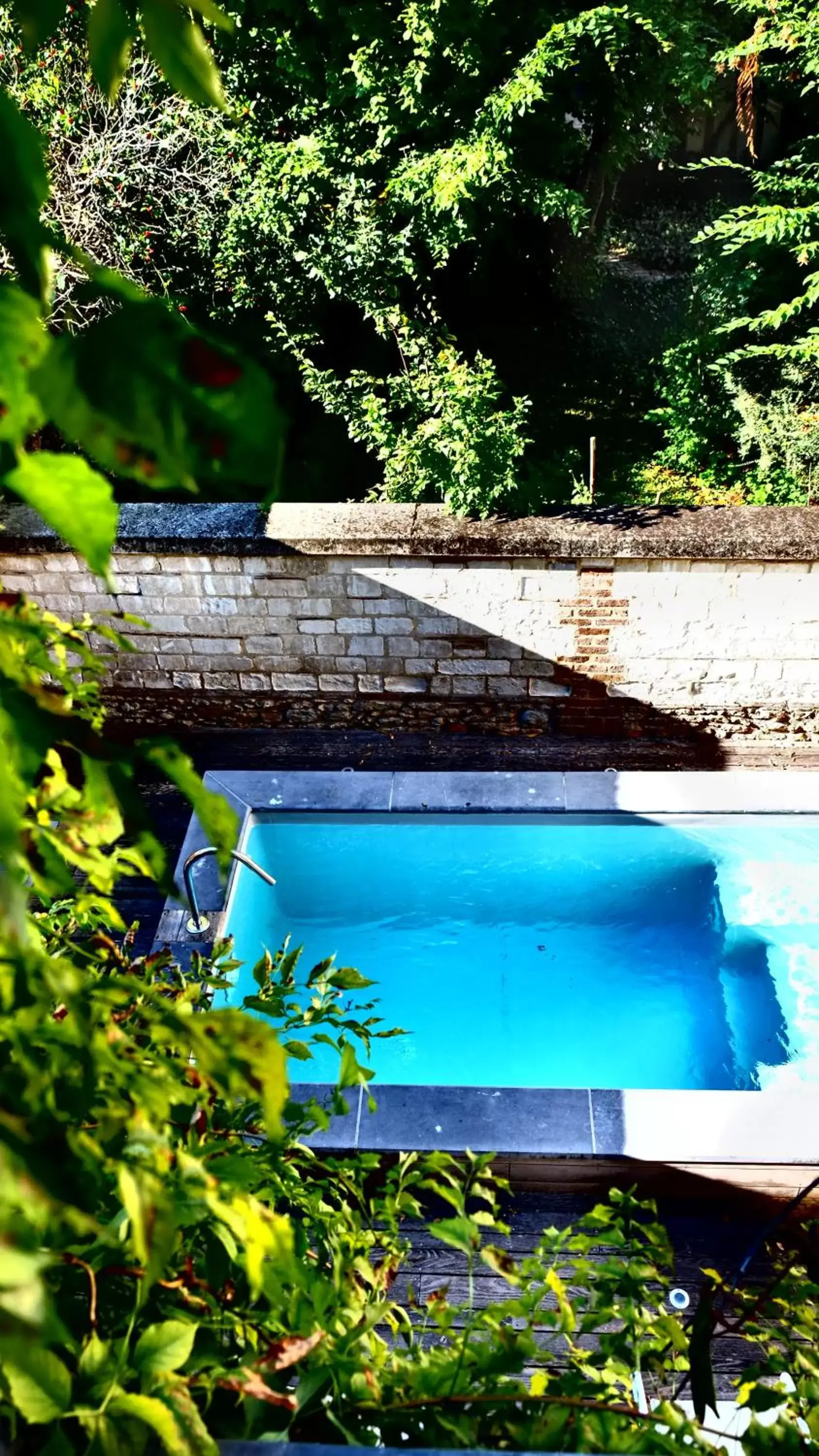 Swimming Pool in Hôtel la Maison de Rhodes & Spa