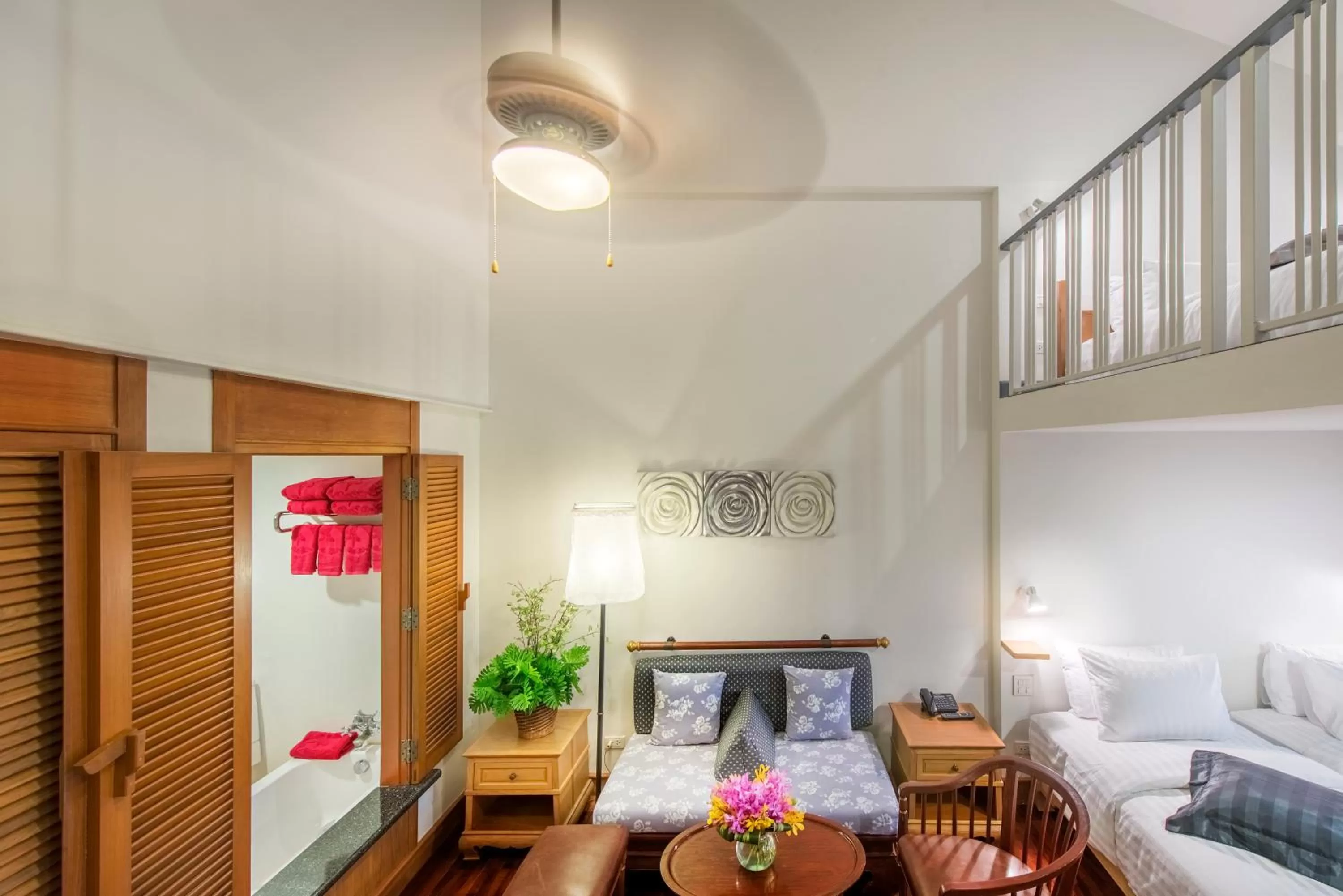 Living room, Bed in Chada Thai Village