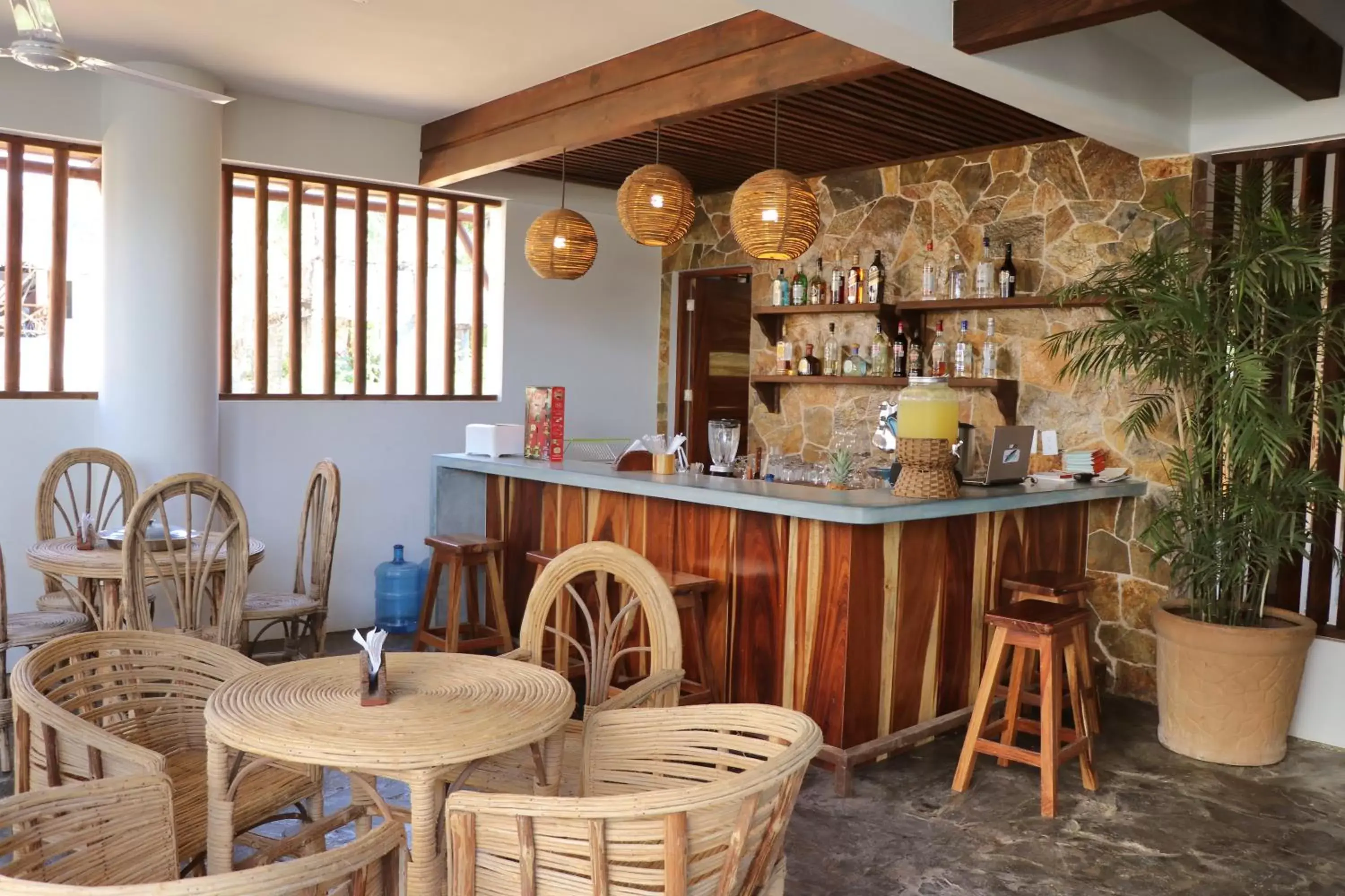 Lounge or bar, Lounge/Bar in Punta Zicatela Hotel