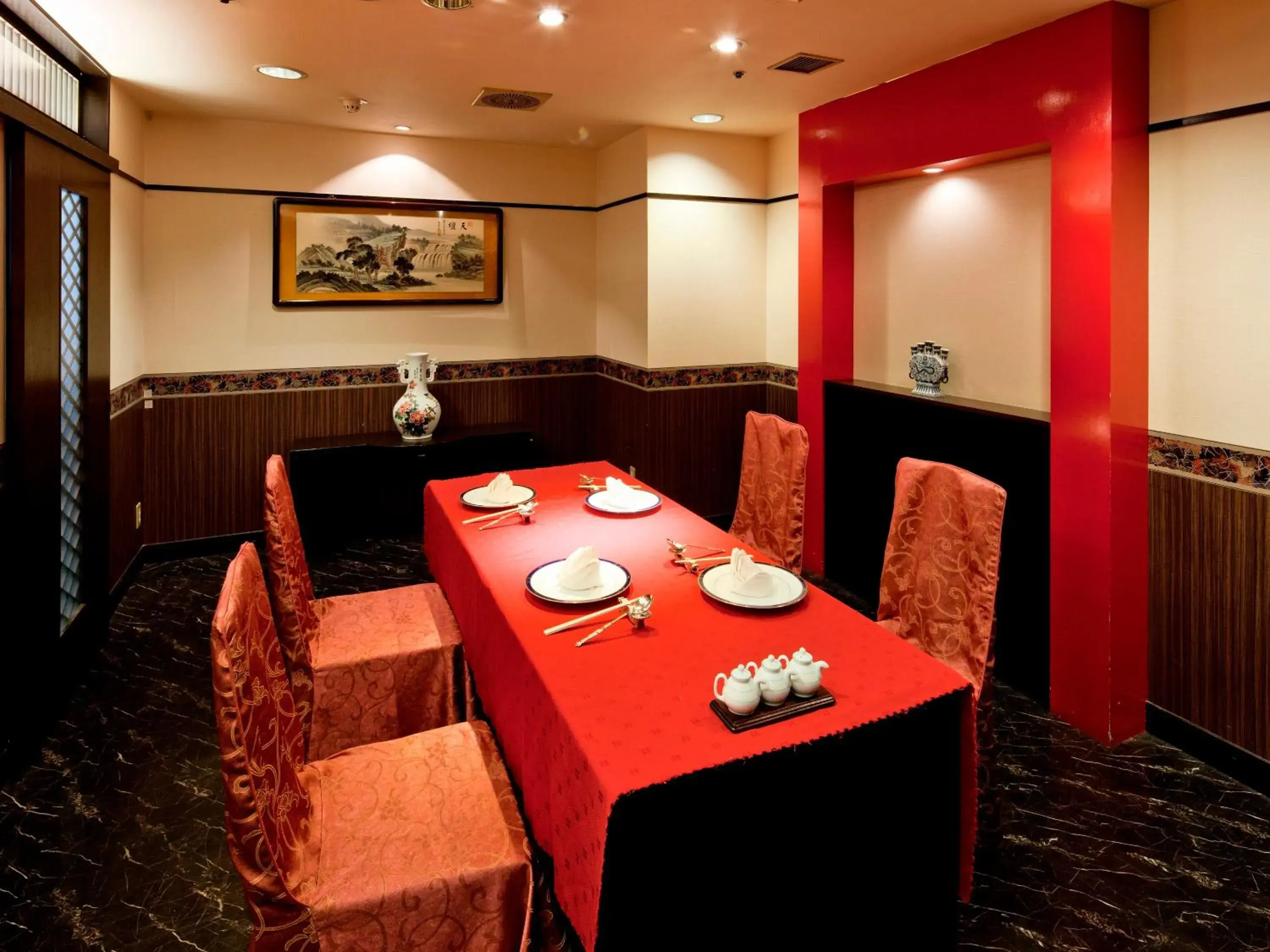 Restaurant/Places to Eat in Hotel Higashinihon Morioka