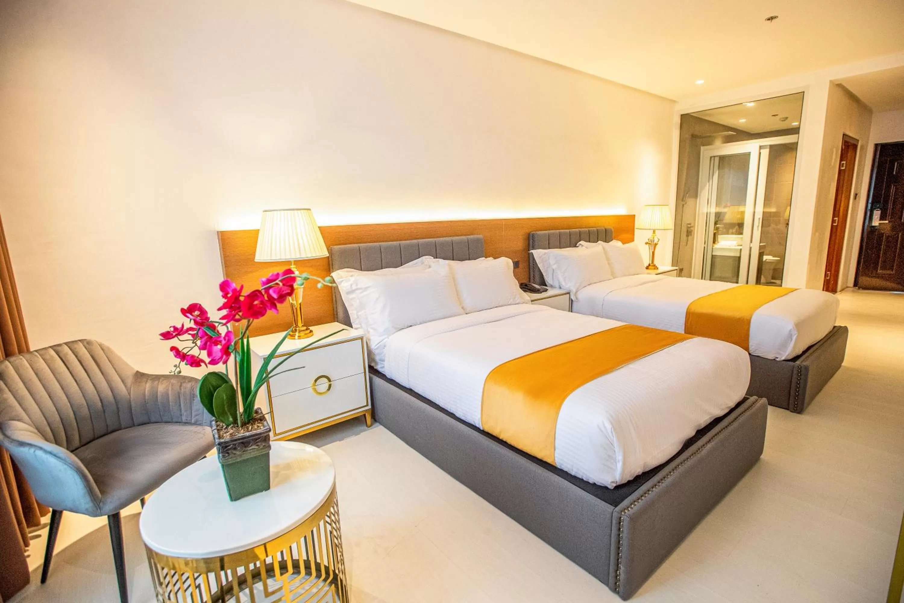 Bedroom, Bed in Solano Hotel