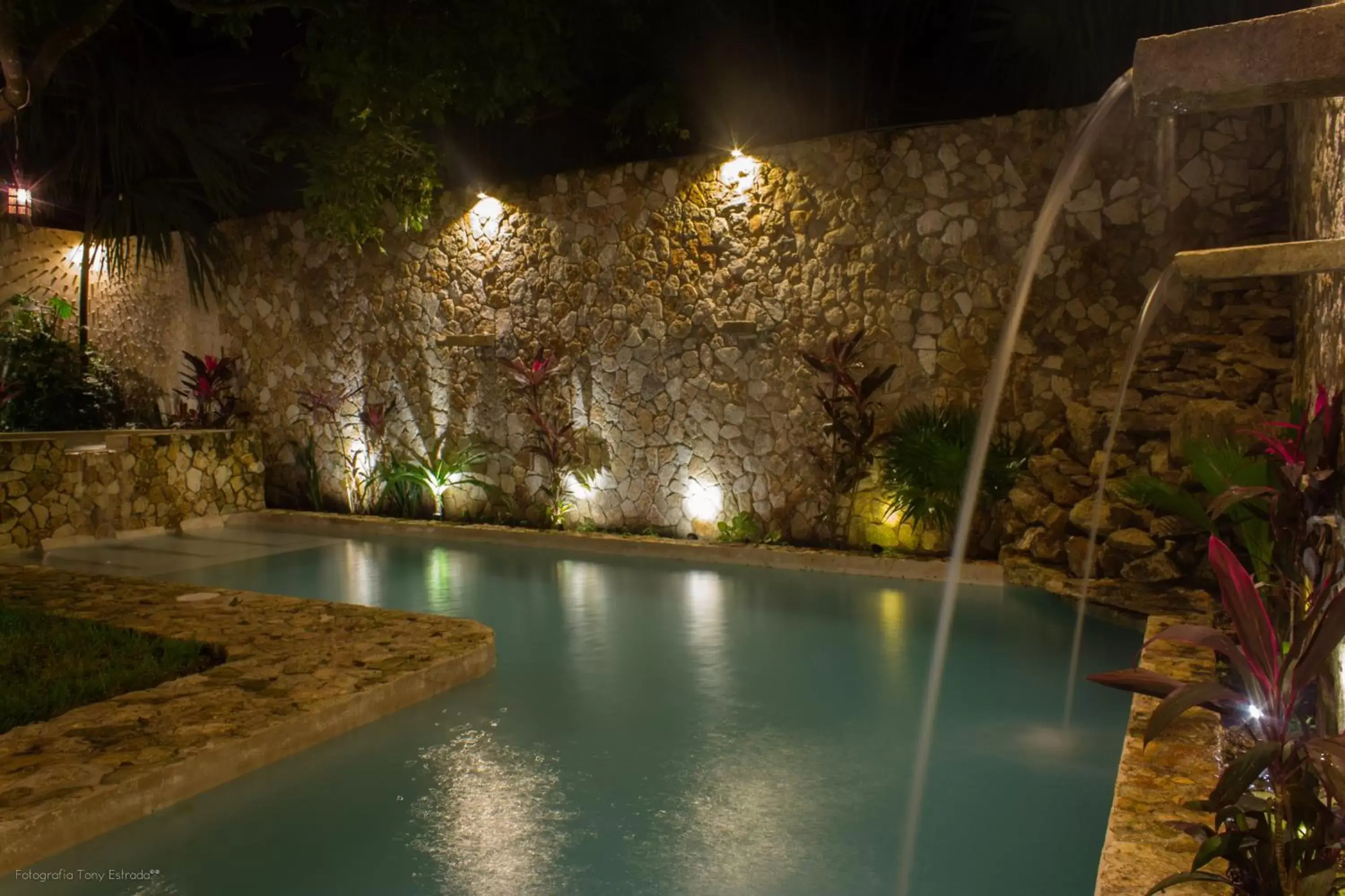 Night, Swimming Pool in Real Haciendas