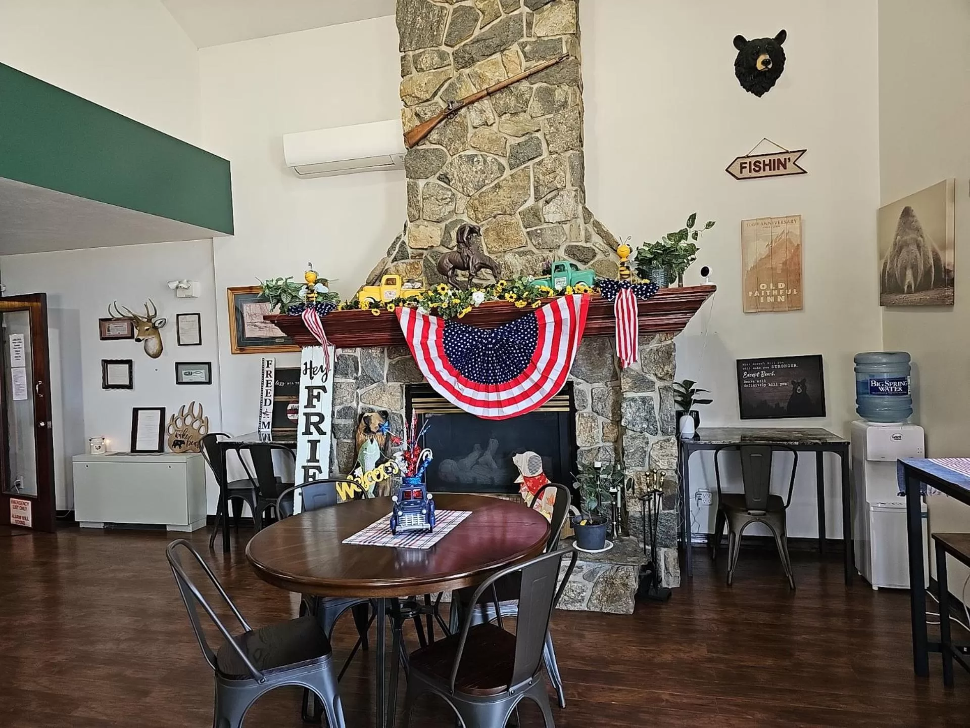 Property building in Jefferson Inn