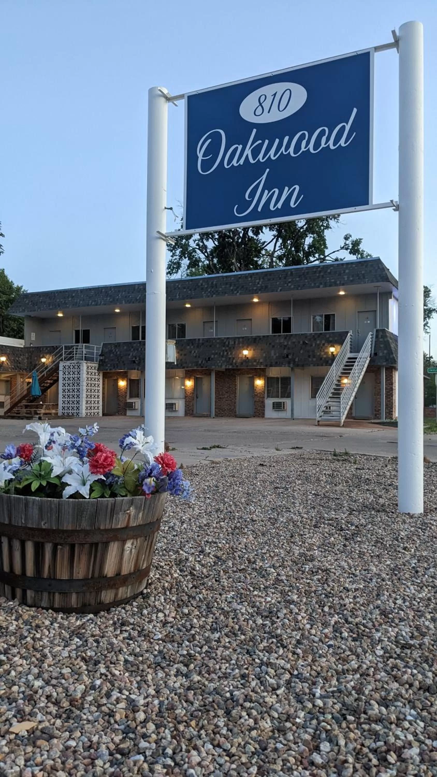 Property building in The Oakwood Inn
