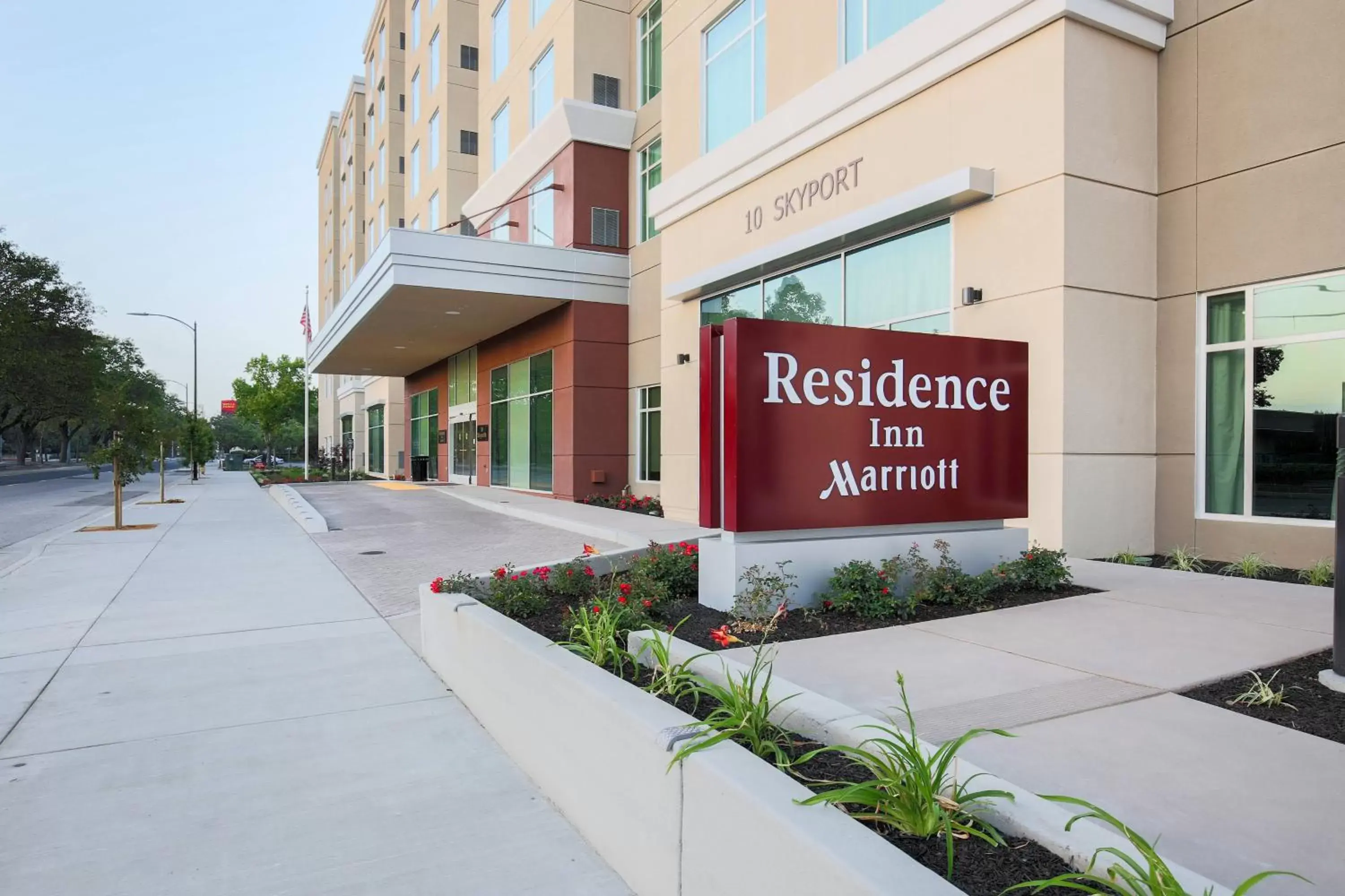 Property building in Residence Inn by Marriott San Jose Airport