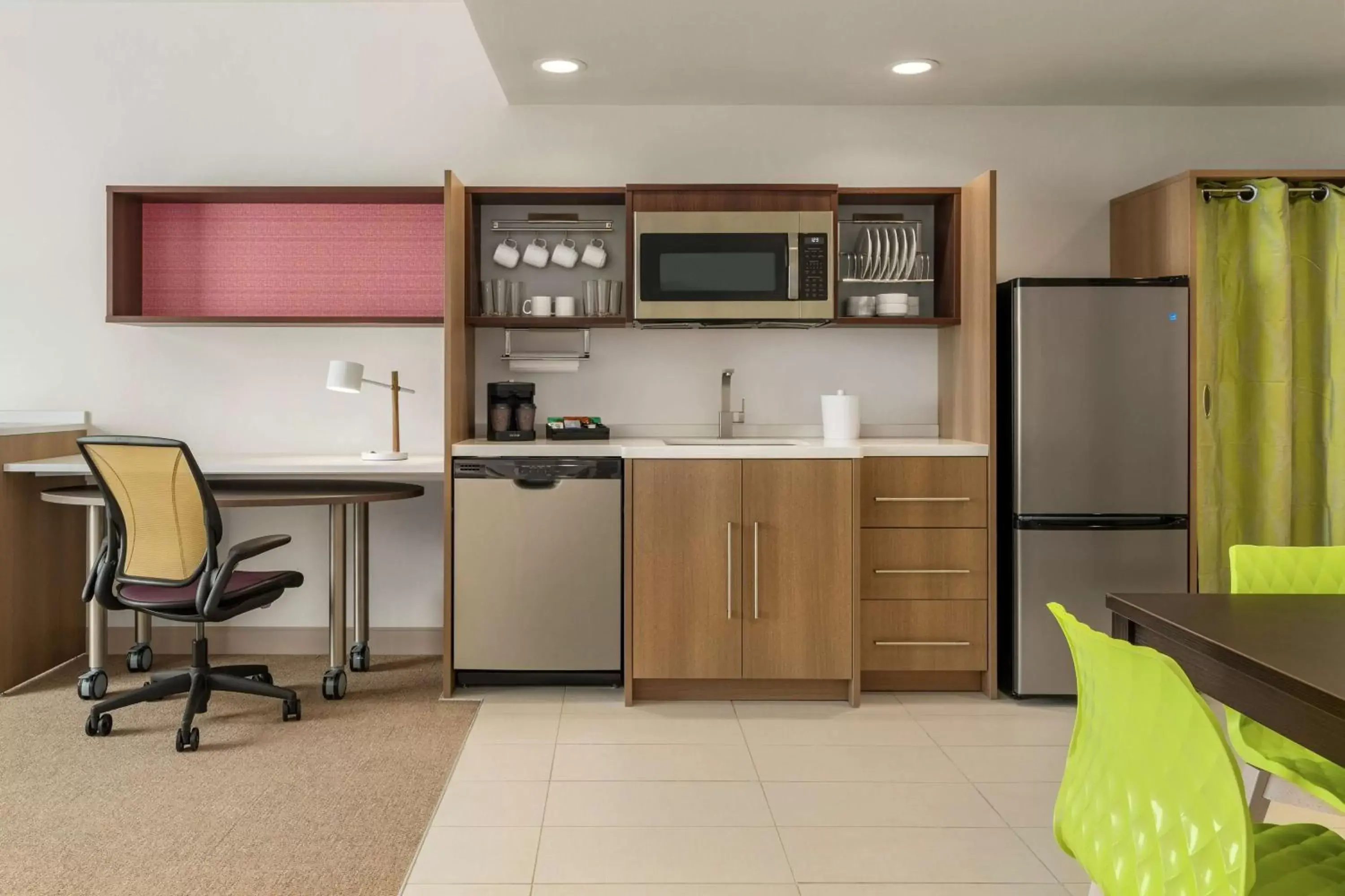 Bedroom, Kitchen/Kitchenette in Home2 Suites By Hilton Martinsburg, Wv