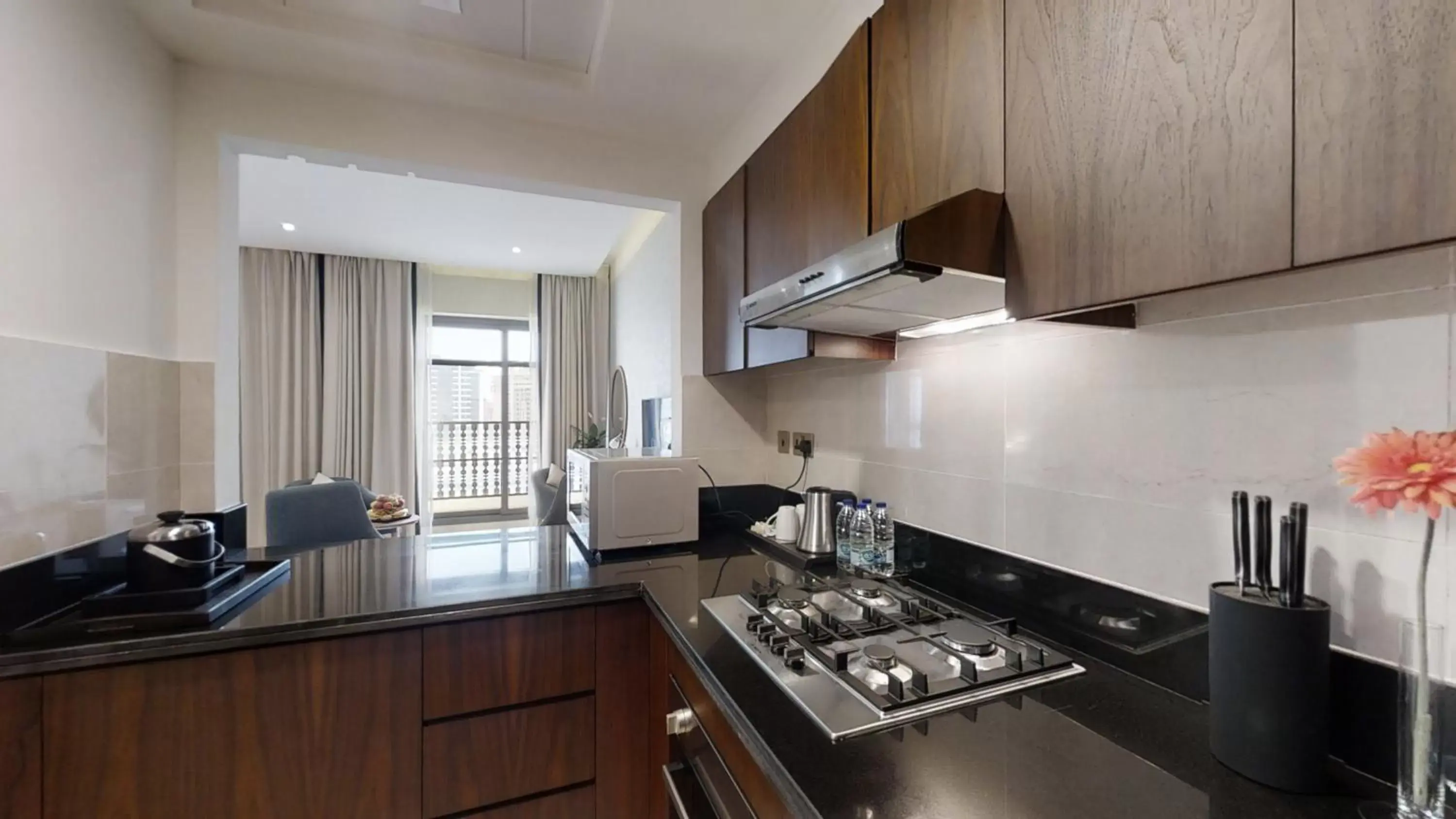 Kitchen or kitchenette, Kitchen/Kitchenette in Suha Park Luxury Hotel Apartments, Waterfront Jaddaf