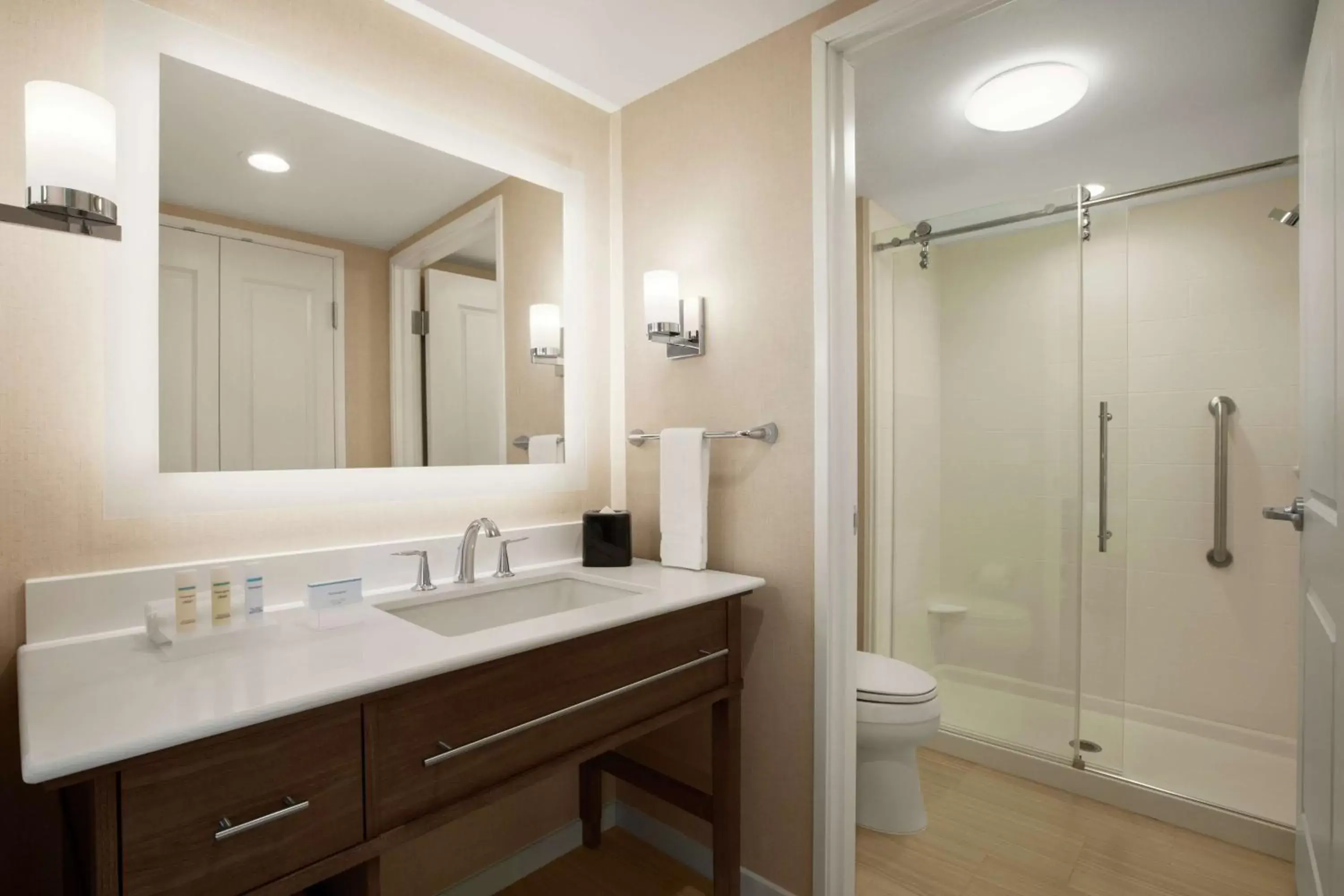 Bathroom in Homewood Suites by Hilton Houston NW at Beltway 8