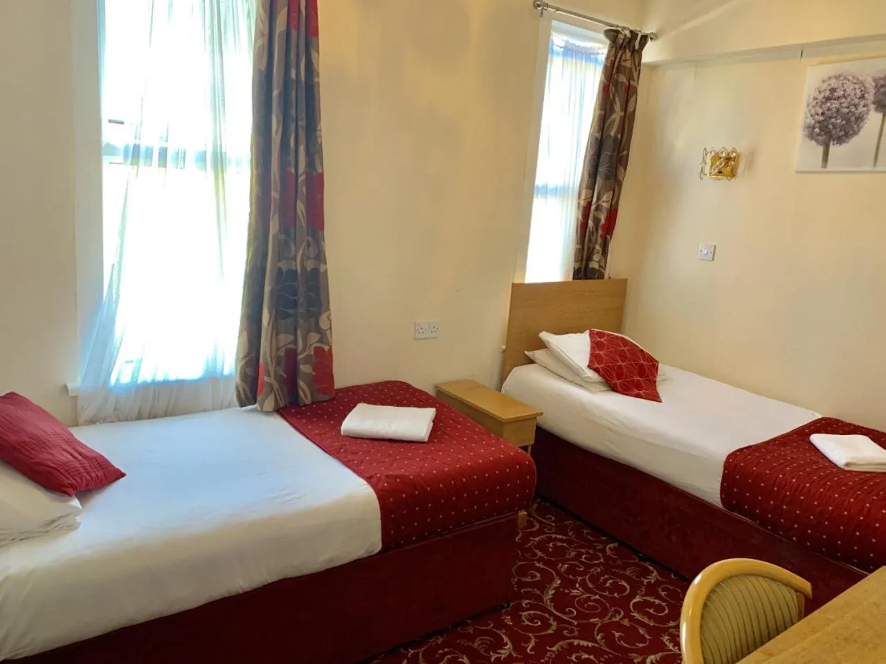 Bedroom, Bed in Britannia Inn Hotel