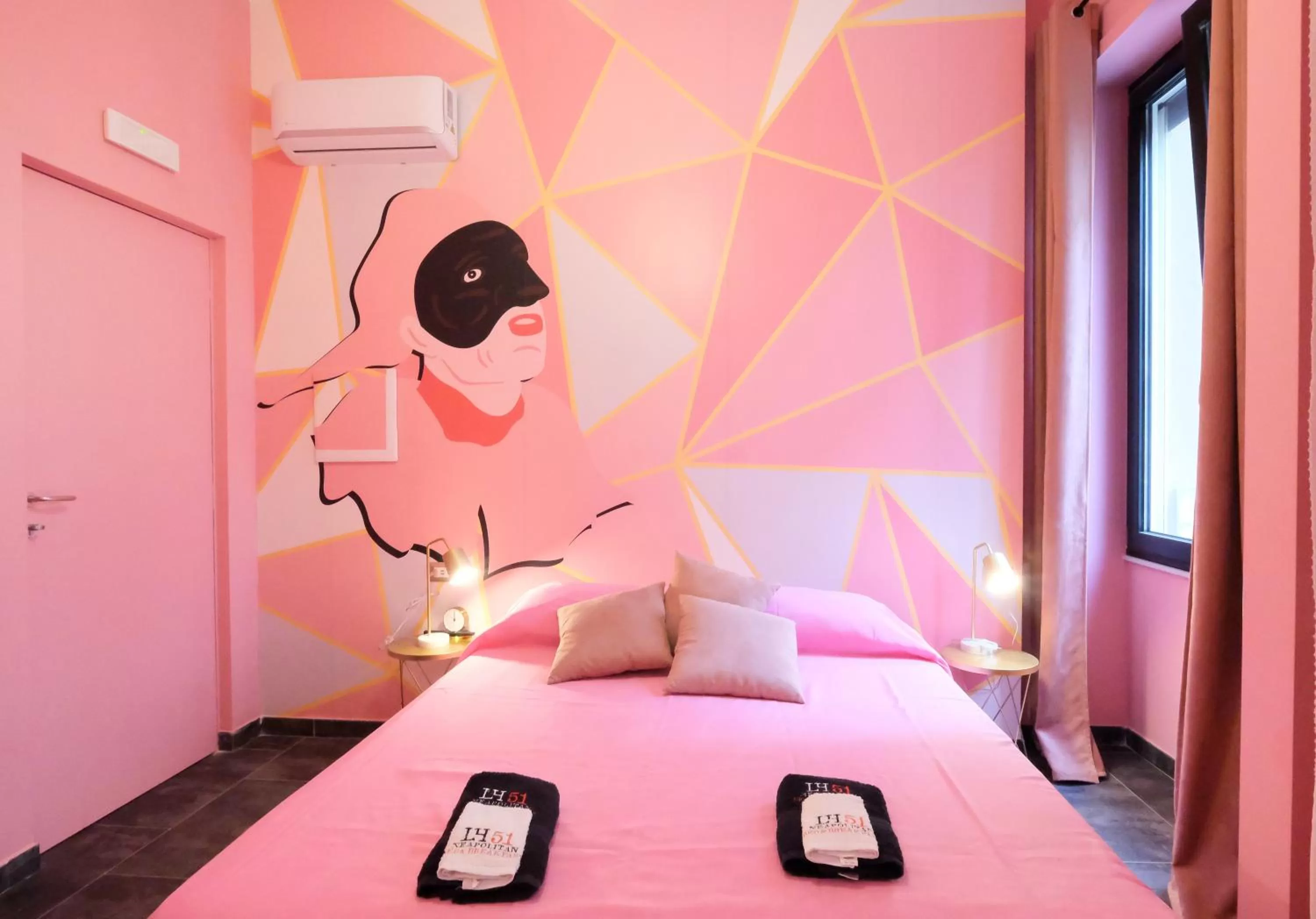 Bedroom, Bed in LH51 B&B