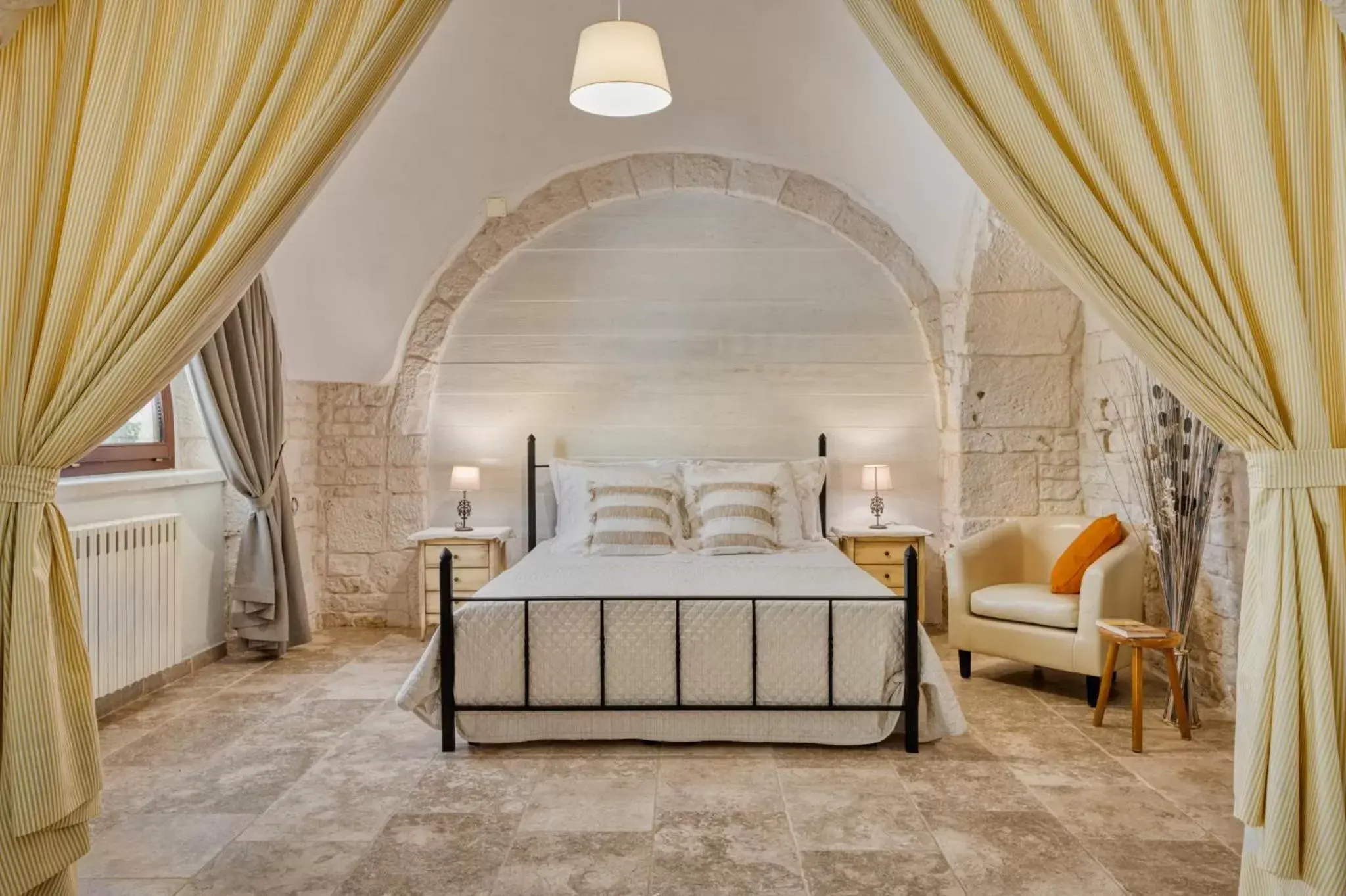 Bed in Trulli D'autore