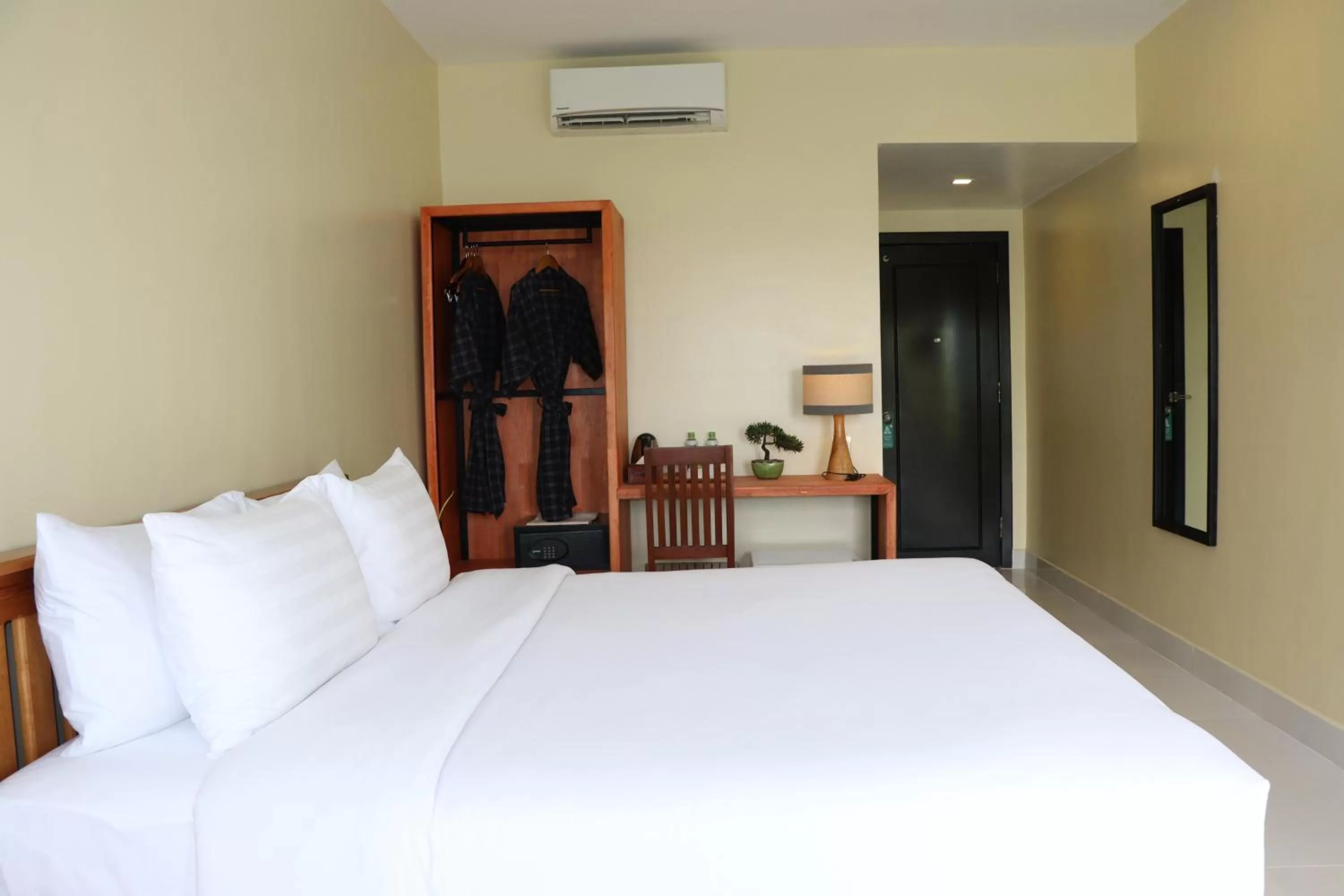 Property building, Bed in Landing Gold by Amatak