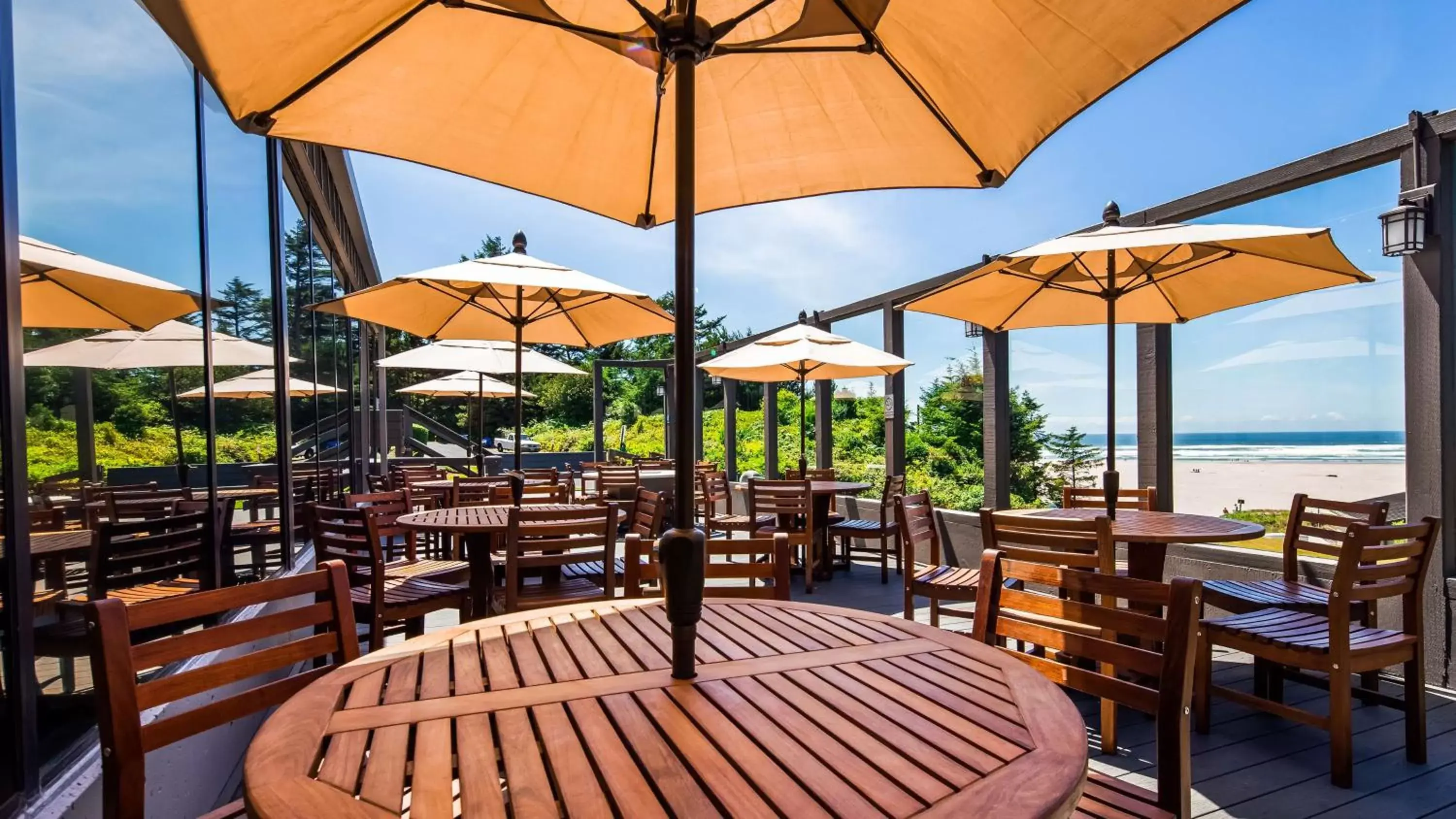 Restaurant/Places to Eat in Best Western Plus Agate Beach Inn