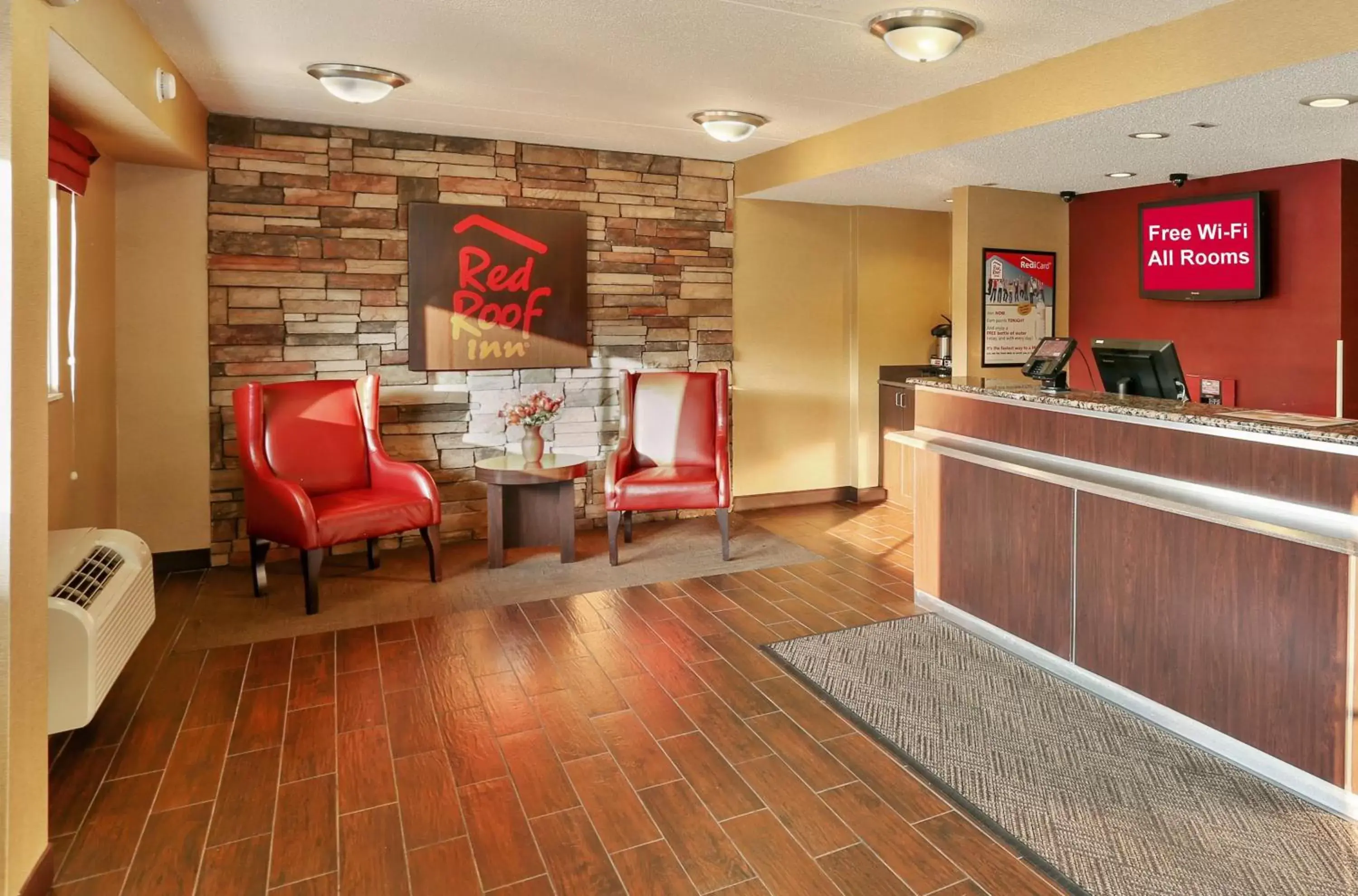 Lobby or reception in Red Roof Inn Washington DC - Laurel