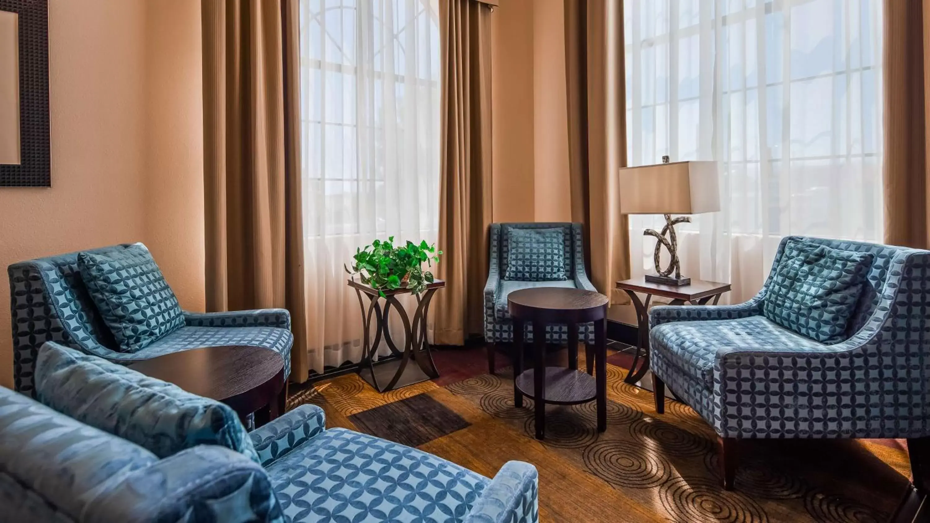 Lobby or reception in Best Western Plus - Wendover Inn Lobby or reception in Best Western Plus - Wendover Inn