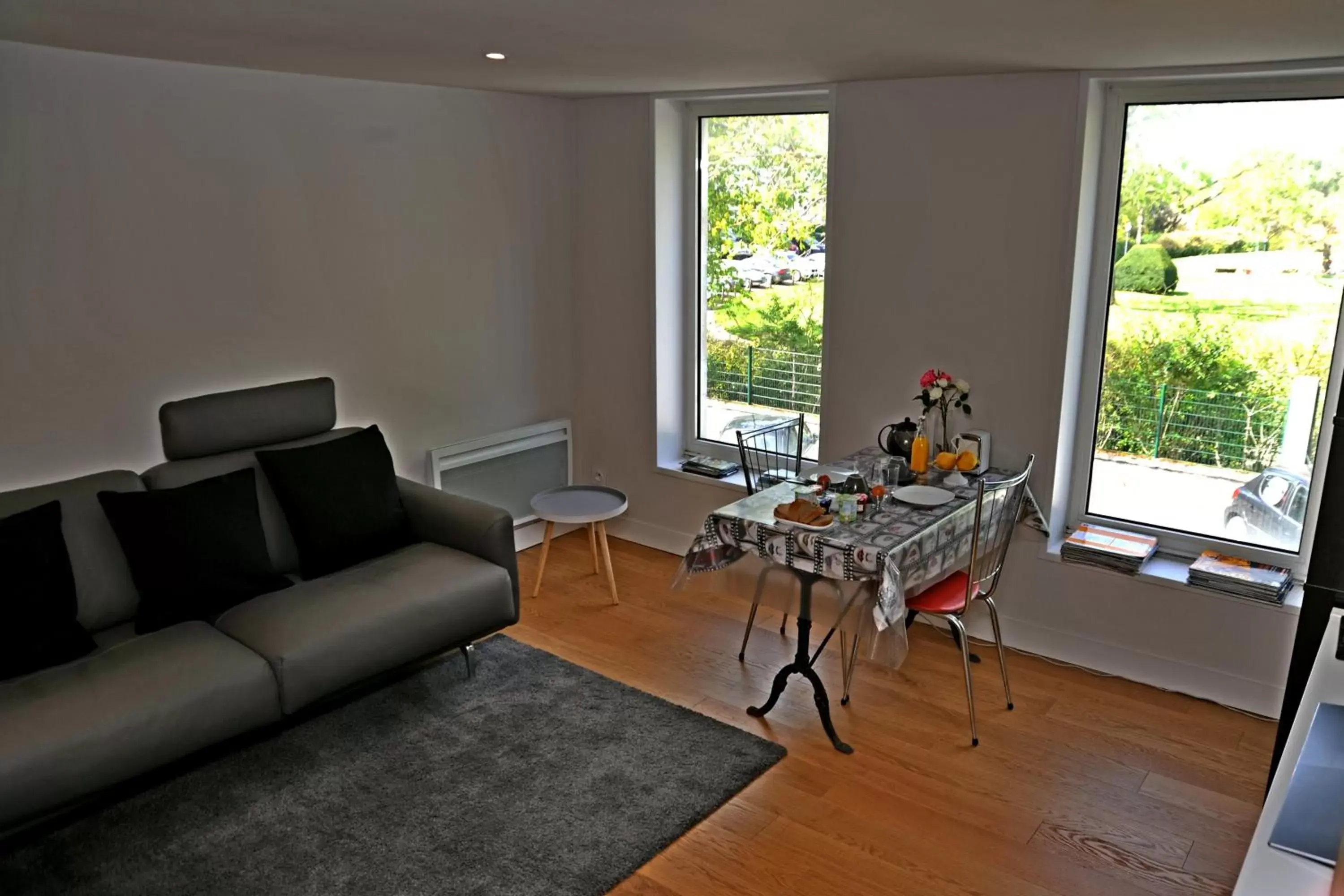 Living room, Seating Area in Face Au Jardin