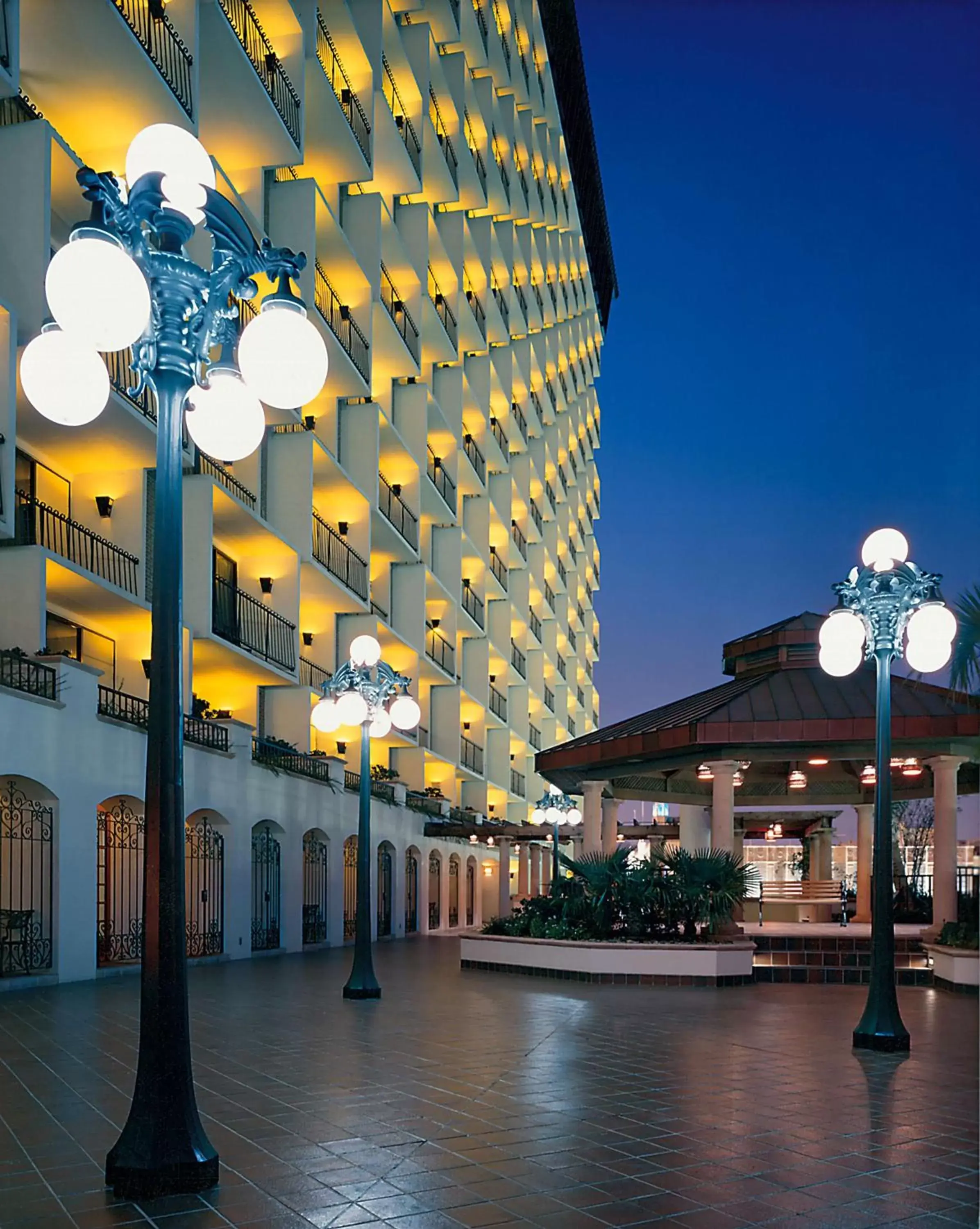 Property building in Hilton Palacio del Rio Property building in Hilton Palacio del Rio