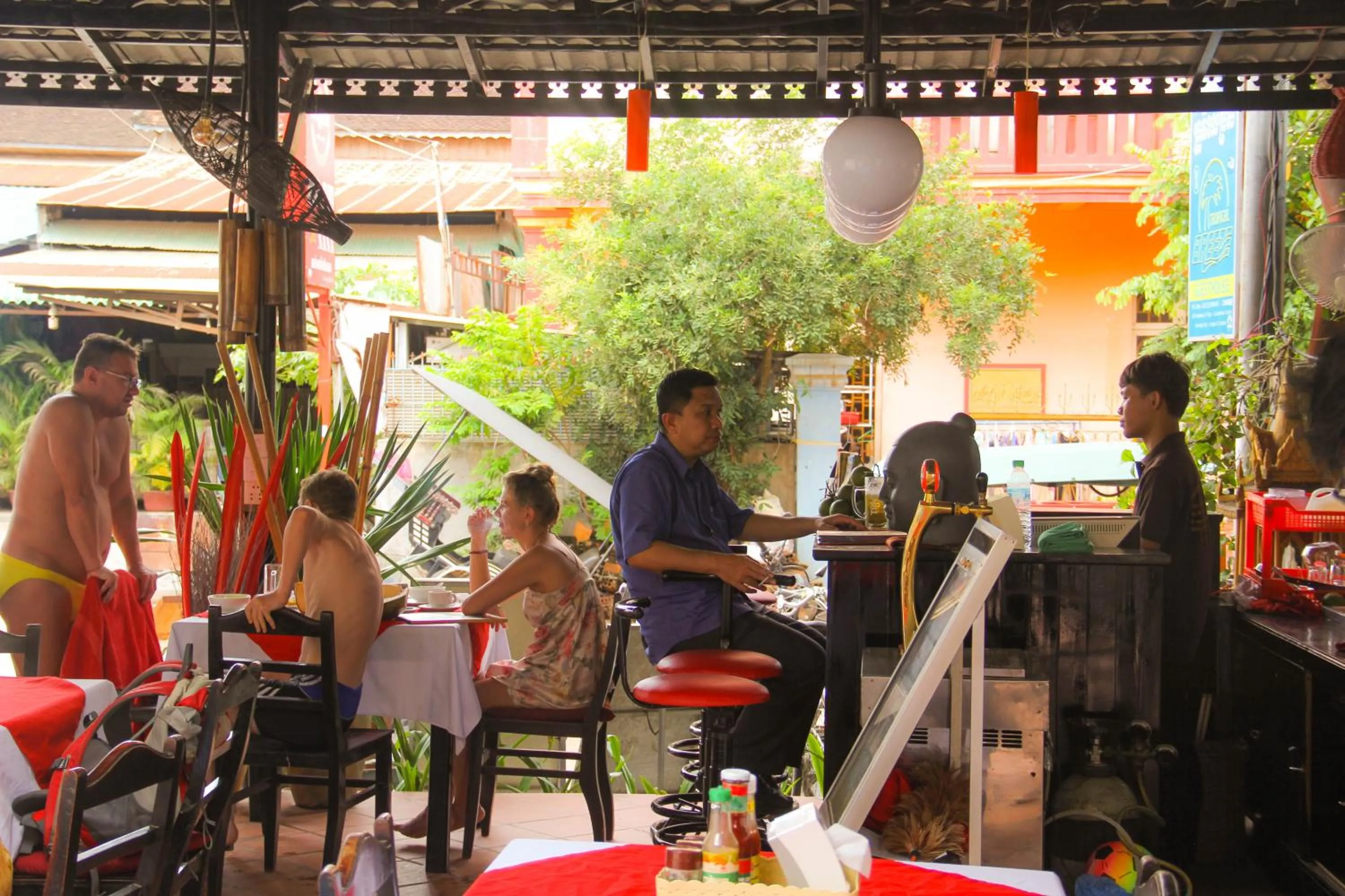 Meals in Tropical Breeze