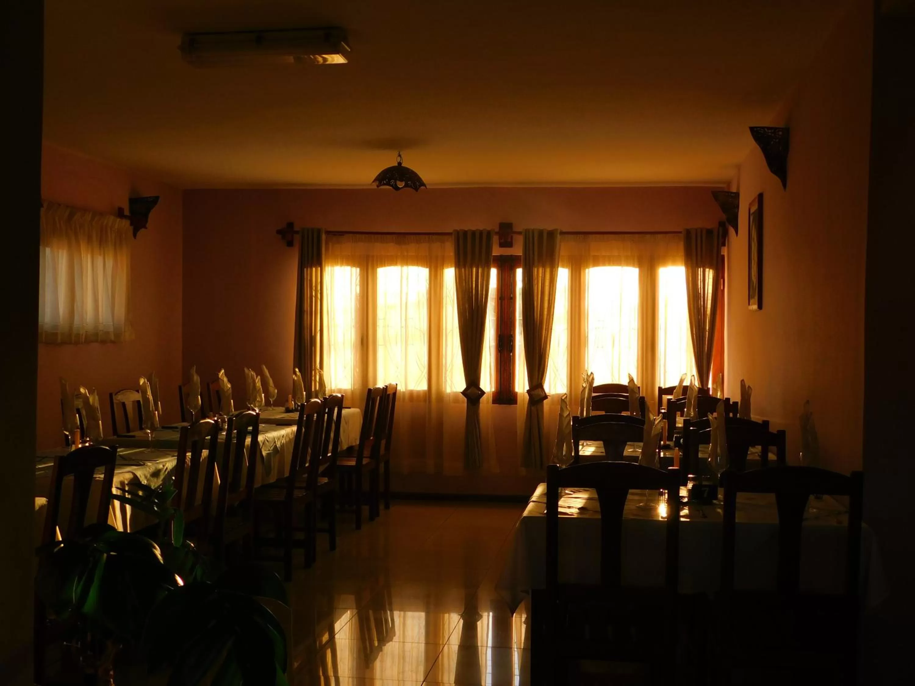 Restaurant/places to eat in Antsirabe Hotel