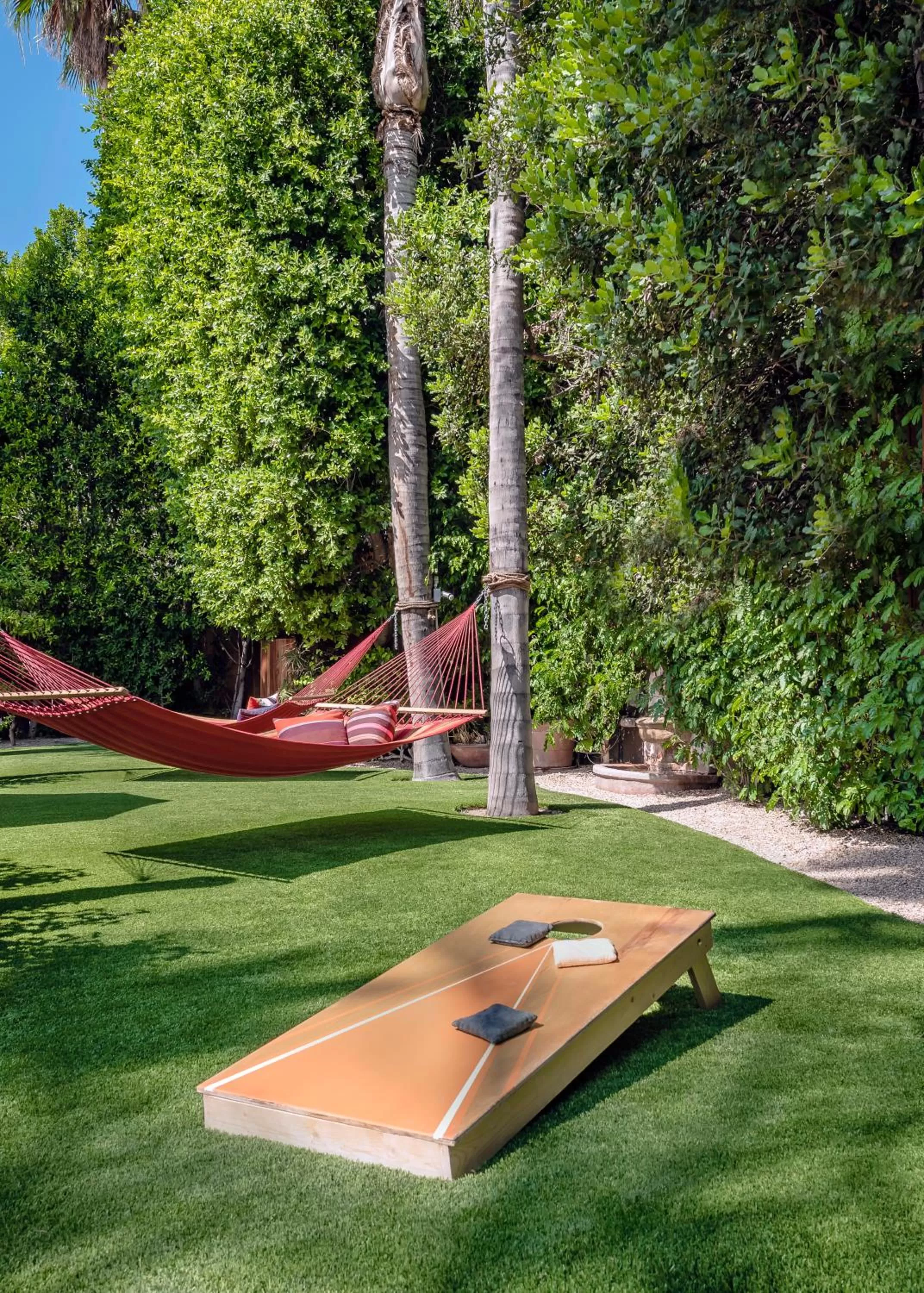 Santiago Resort - Palm Springs Premier Gay Men’s Resort