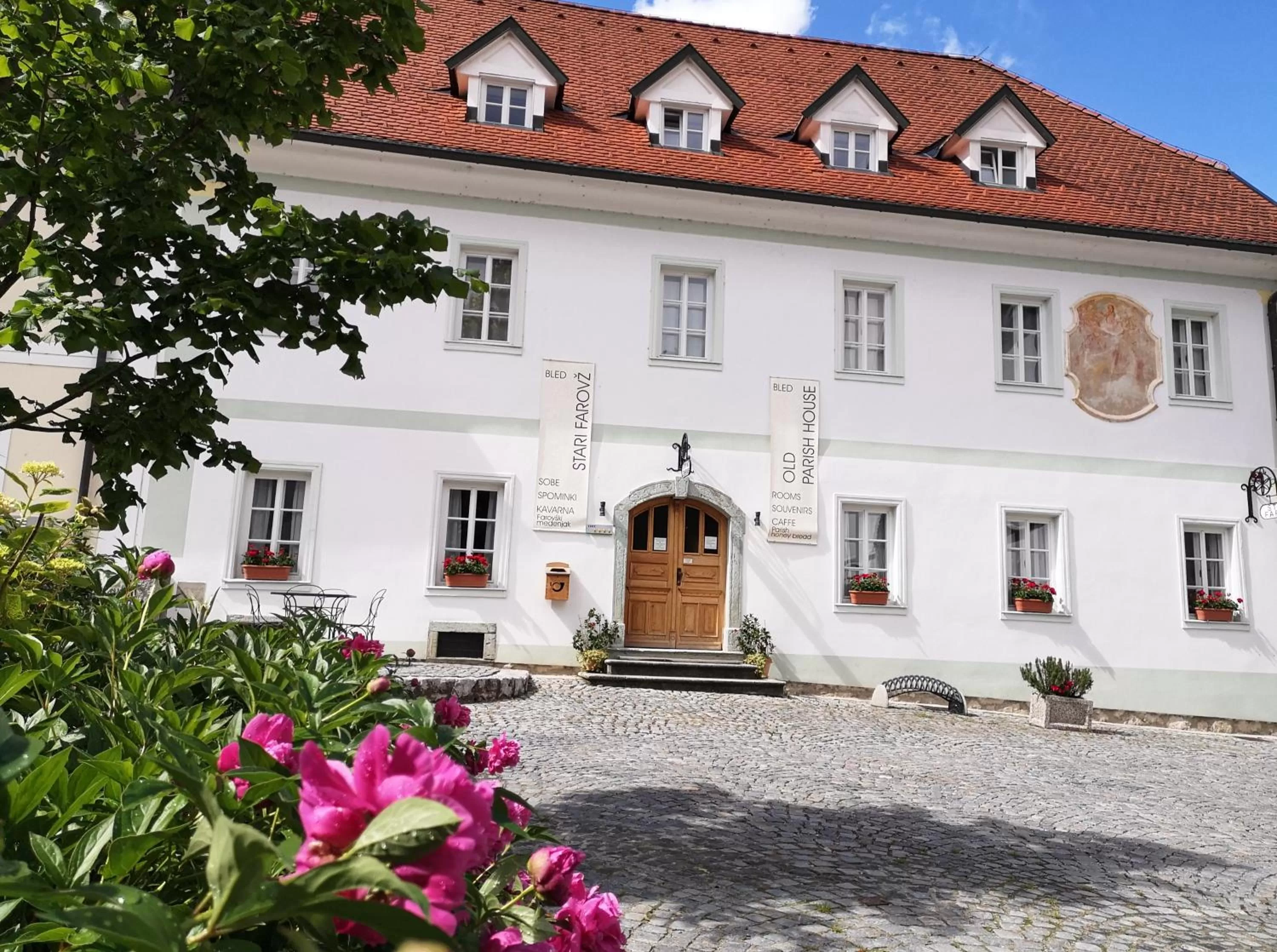 Property building in Old Parish House