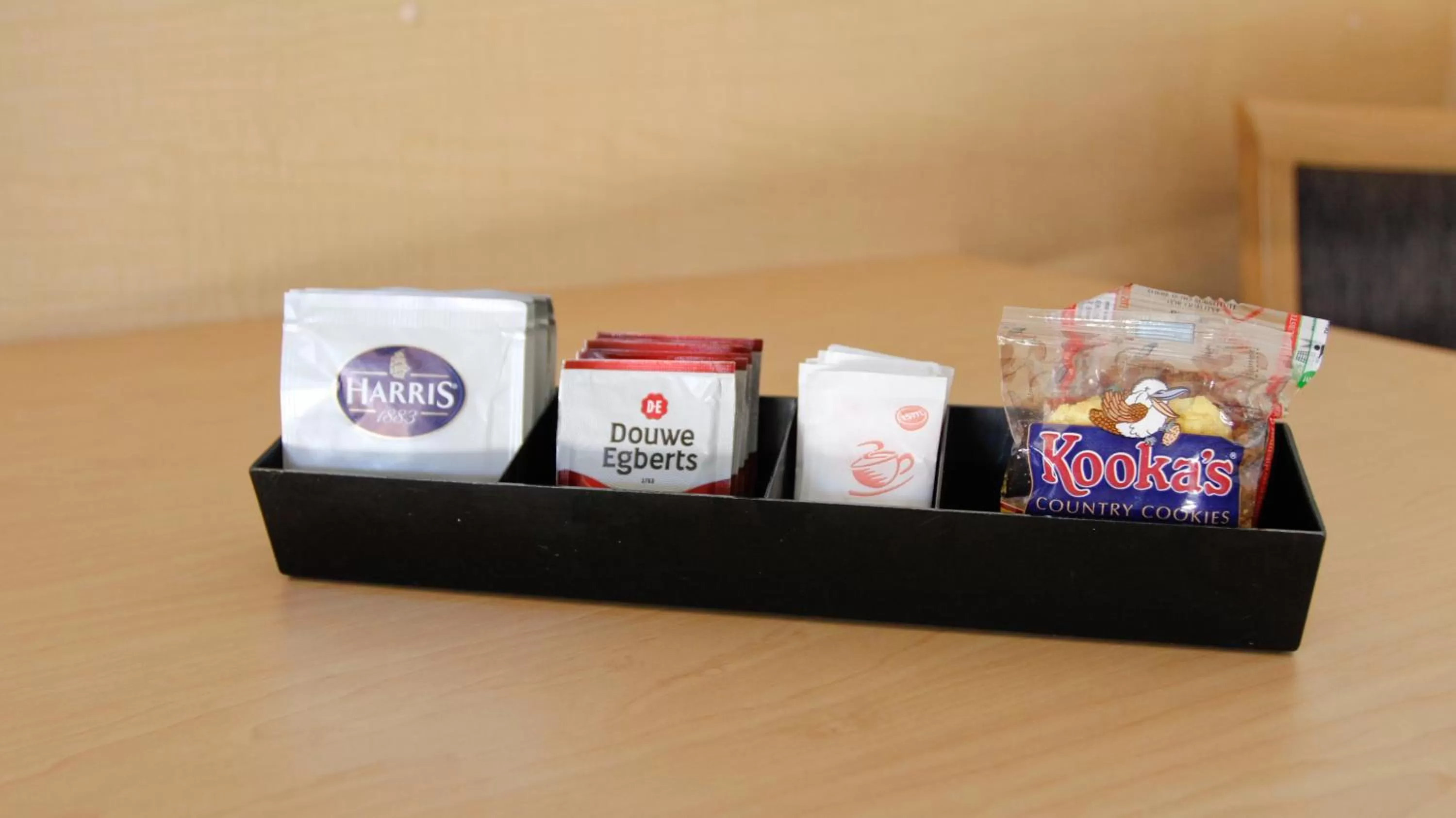 Coffee/tea facilities in Mid City Motor Inn Queanbeyan