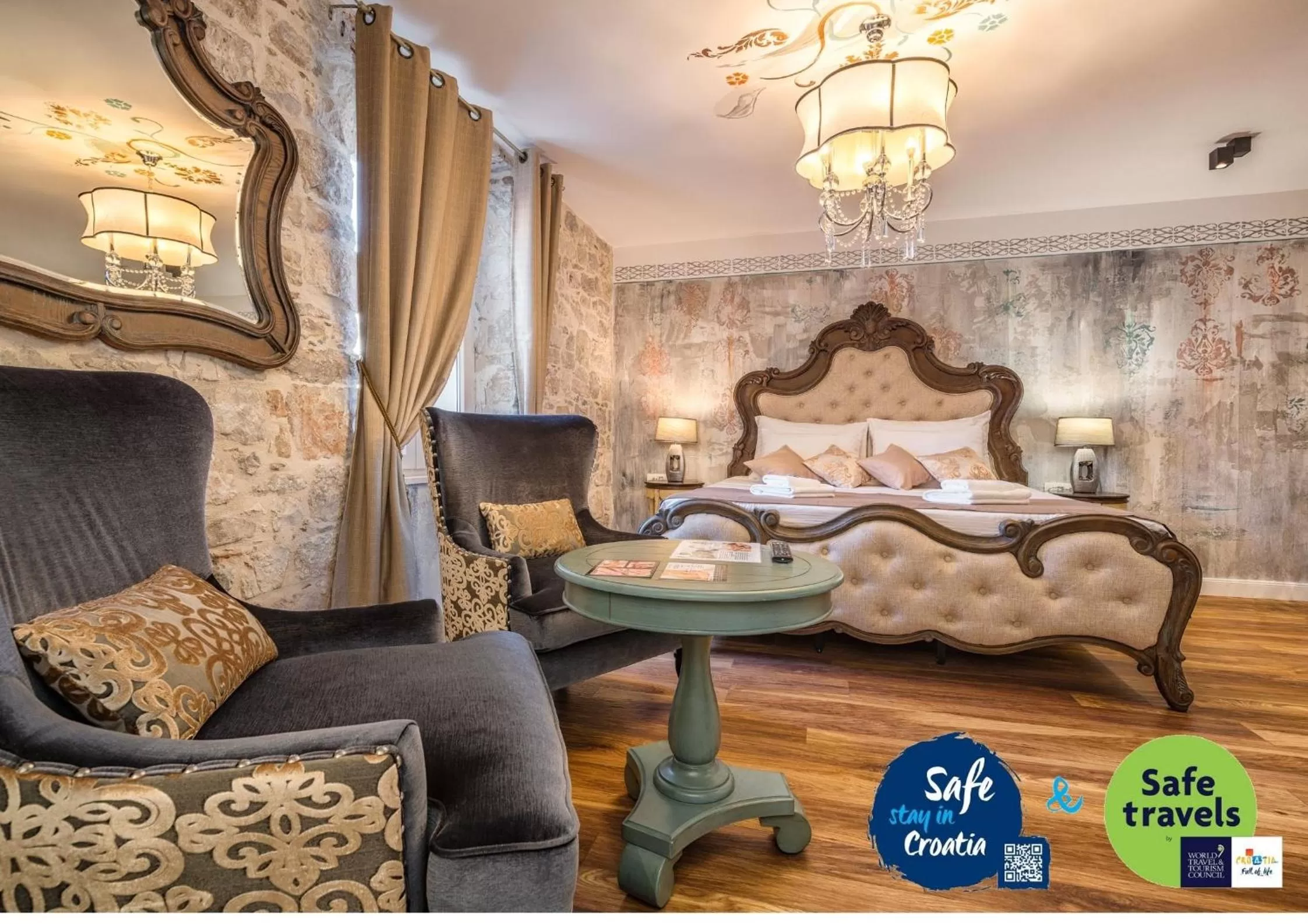 Property building, Bed in Plaza Marchi Old Town - MAG Quaint & Elegant Boutique Hotels