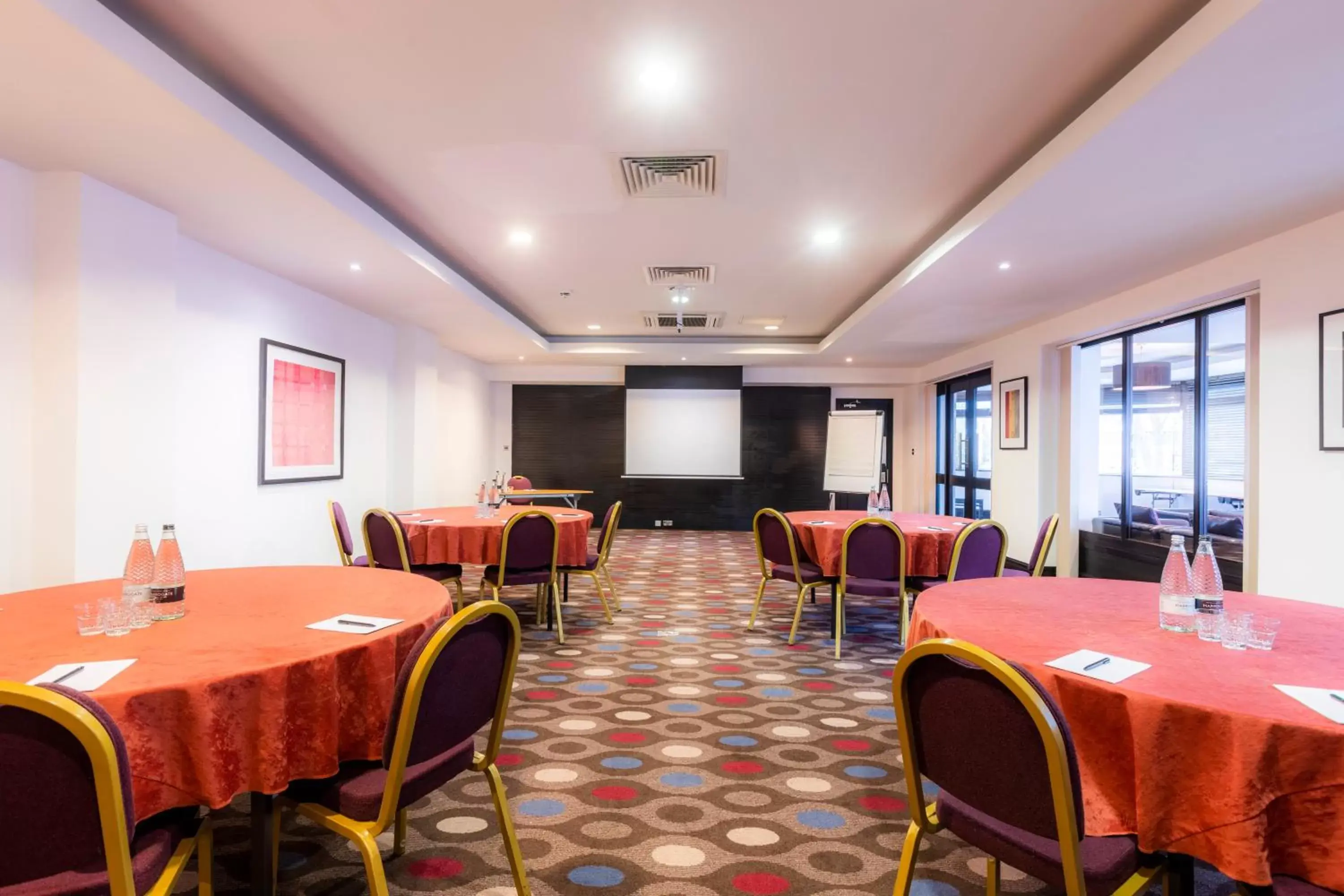 Meeting/conference room, Restaurant/Places to Eat in Birmingham Strathallan Hotel, BW Signature Collection