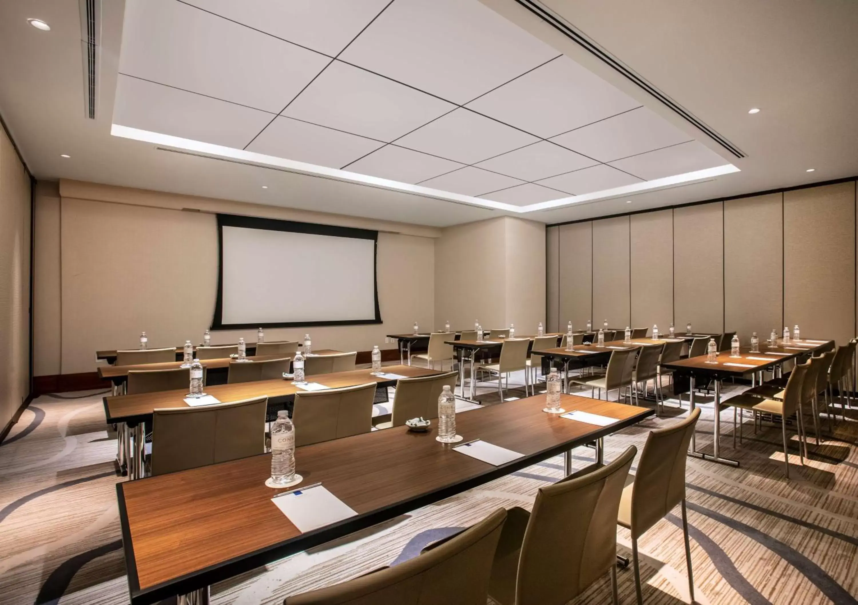 Meeting/conference room in Conrad Fort Lauderdale Beach