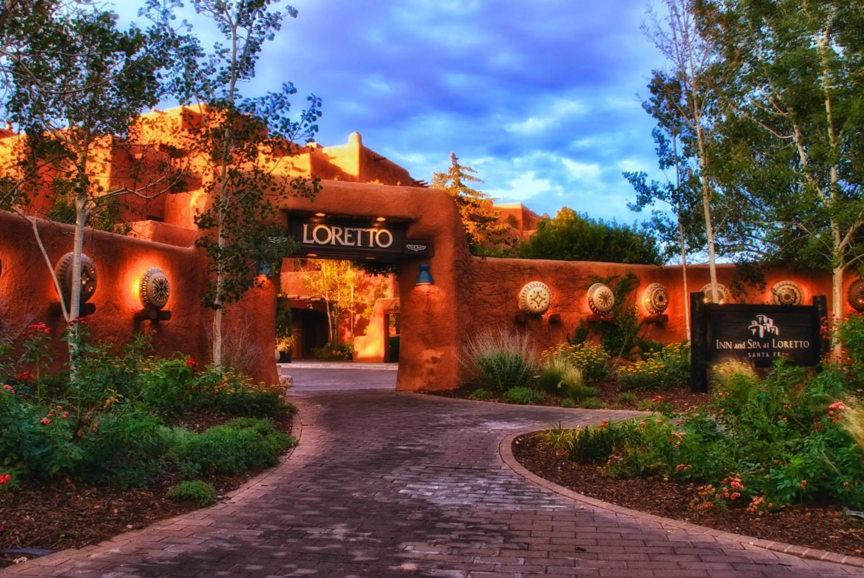 Facade/entrance, Property Building in Inn & Spa at Loretto